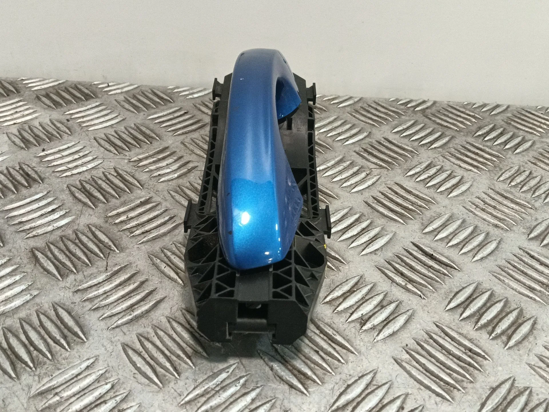 Maneta Exterior Delantera Derecha para Skoda Octavia Lim. (5E3)