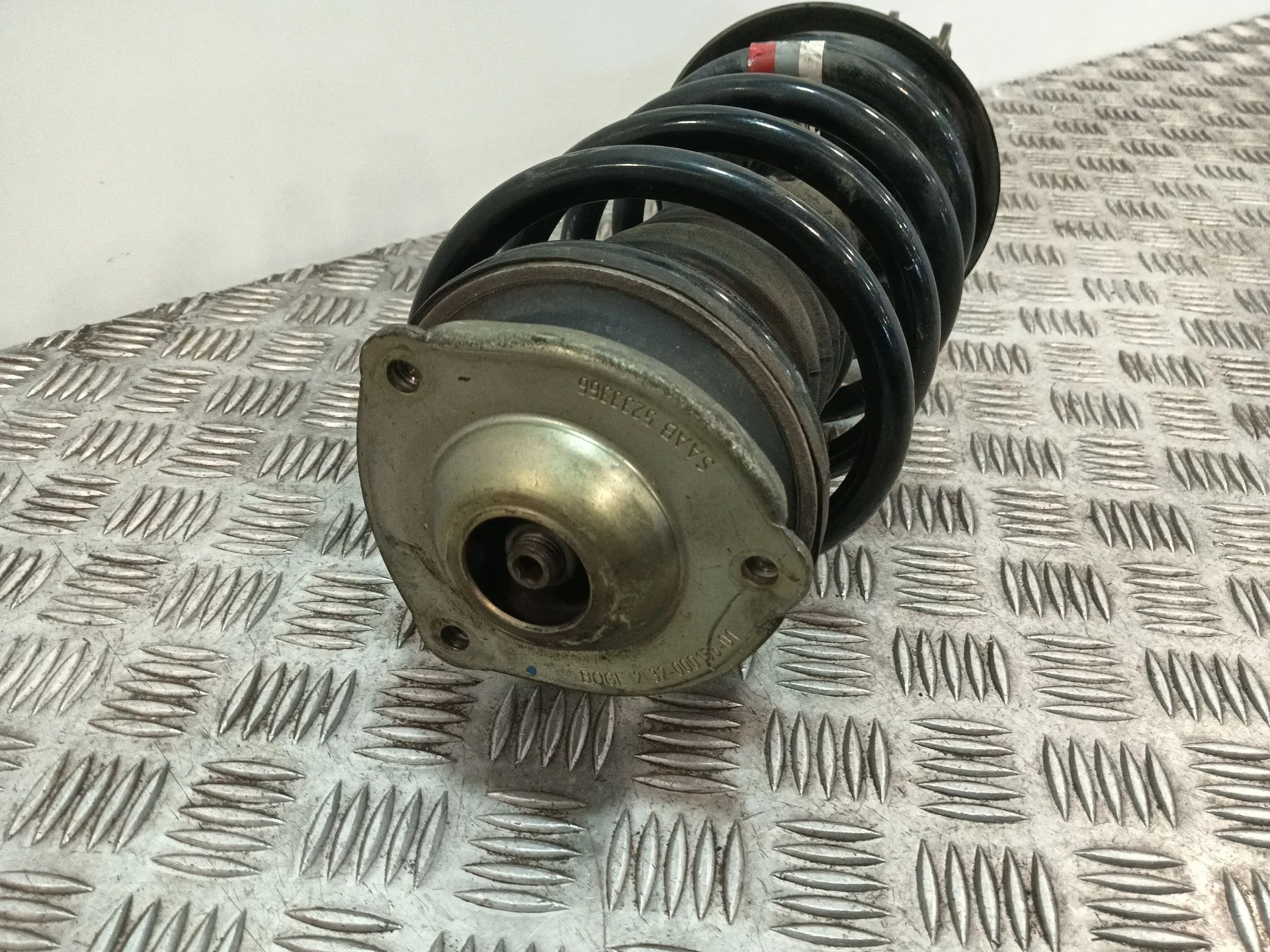Amortiguador Delantero Izquierdo para Saab 9-5 (Ys3E)