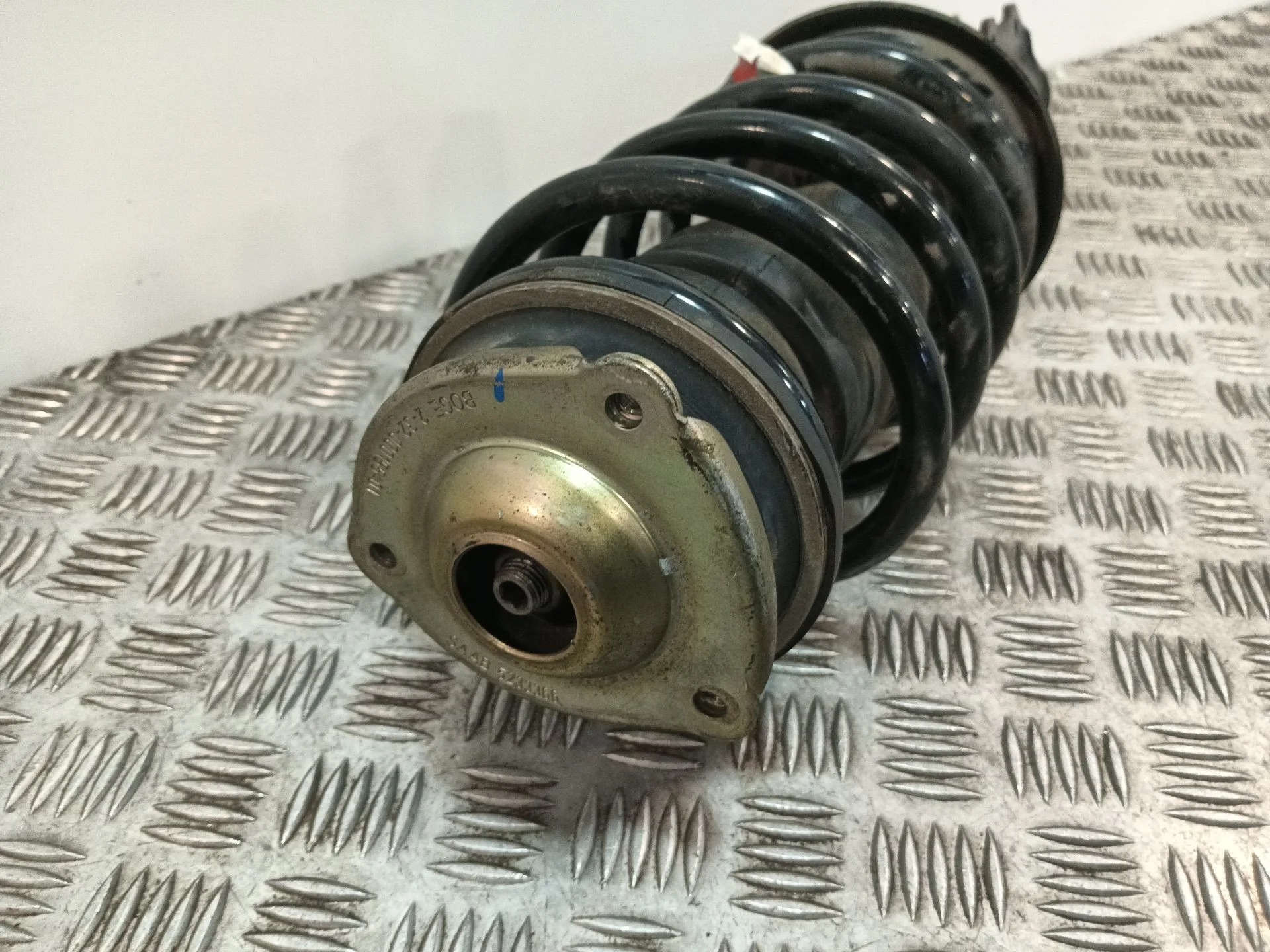 Amortiguador Delantero Derecho para Saab 9-5 (Ys3E)