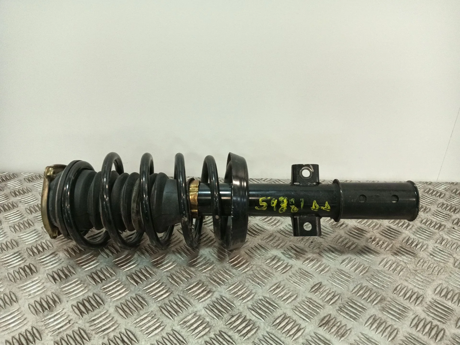 Amortiguador Delantero Derecho para Saab 9-5 (Ys3E)
