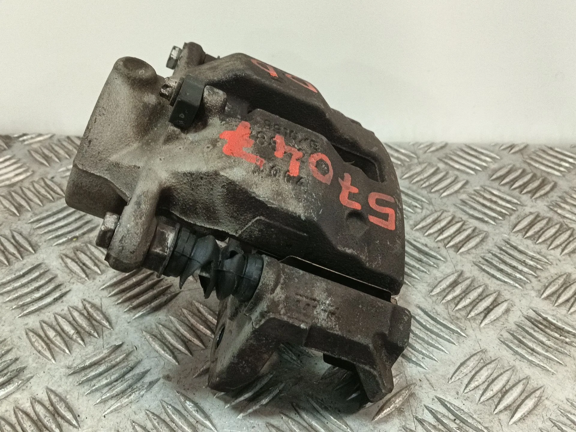 Pinza Freno Delantera Derecha para Mercedes-Benz Clase B (W245)