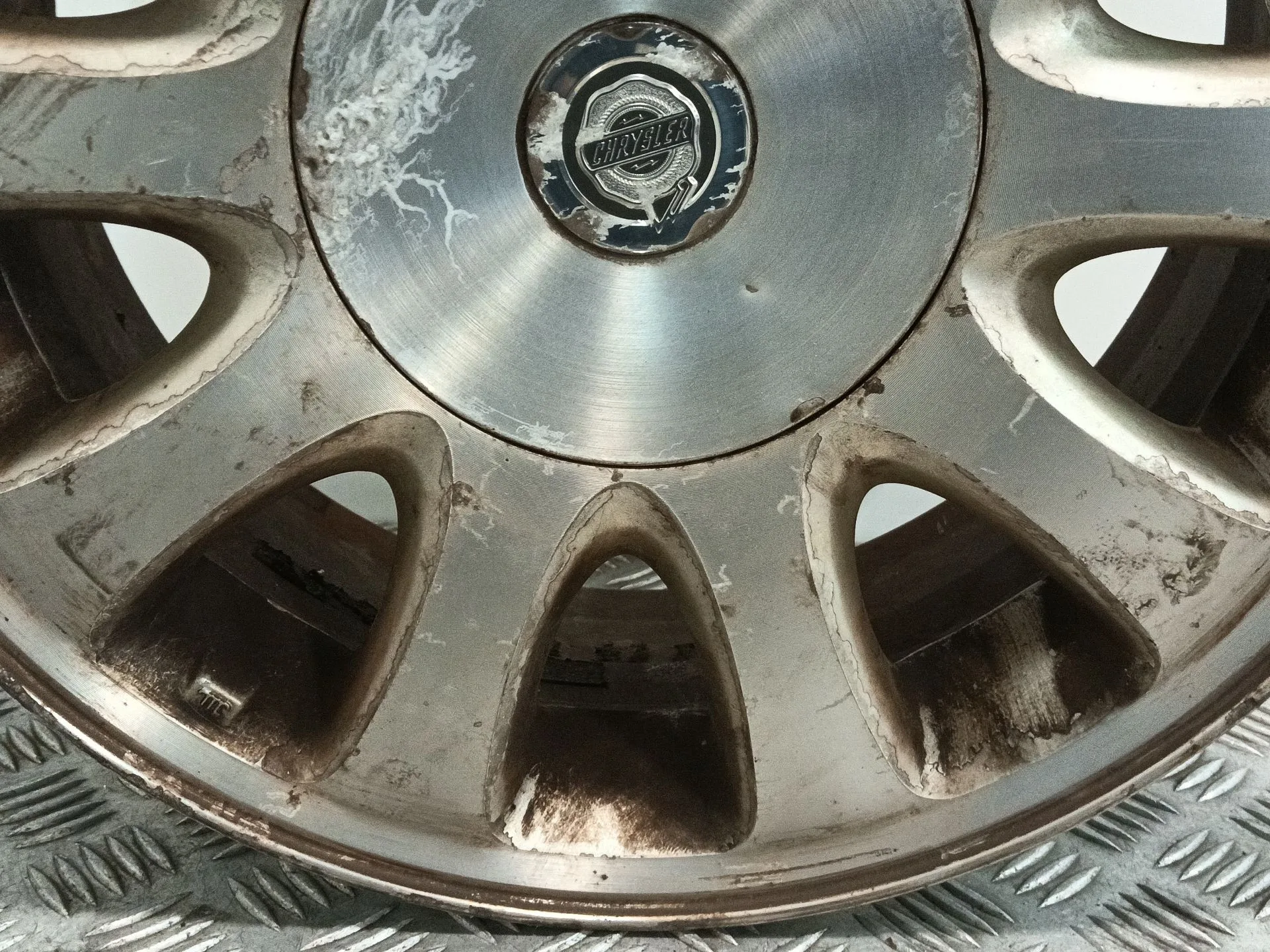 Llanta para Chrysler Voyager Iv (Rg, Rs)