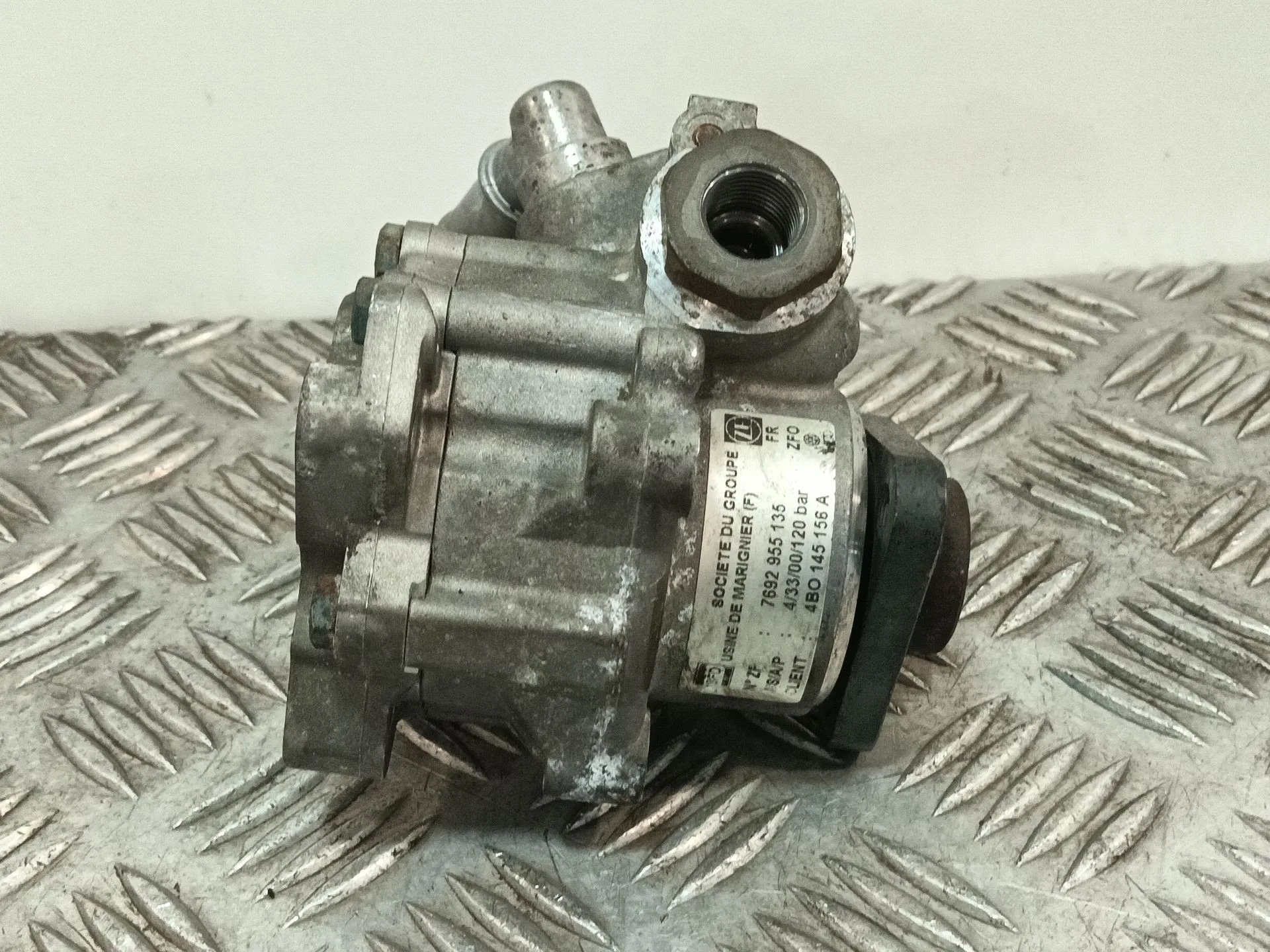 Bomba Direccion para Audi A6 C5 (4B2, 4B4)