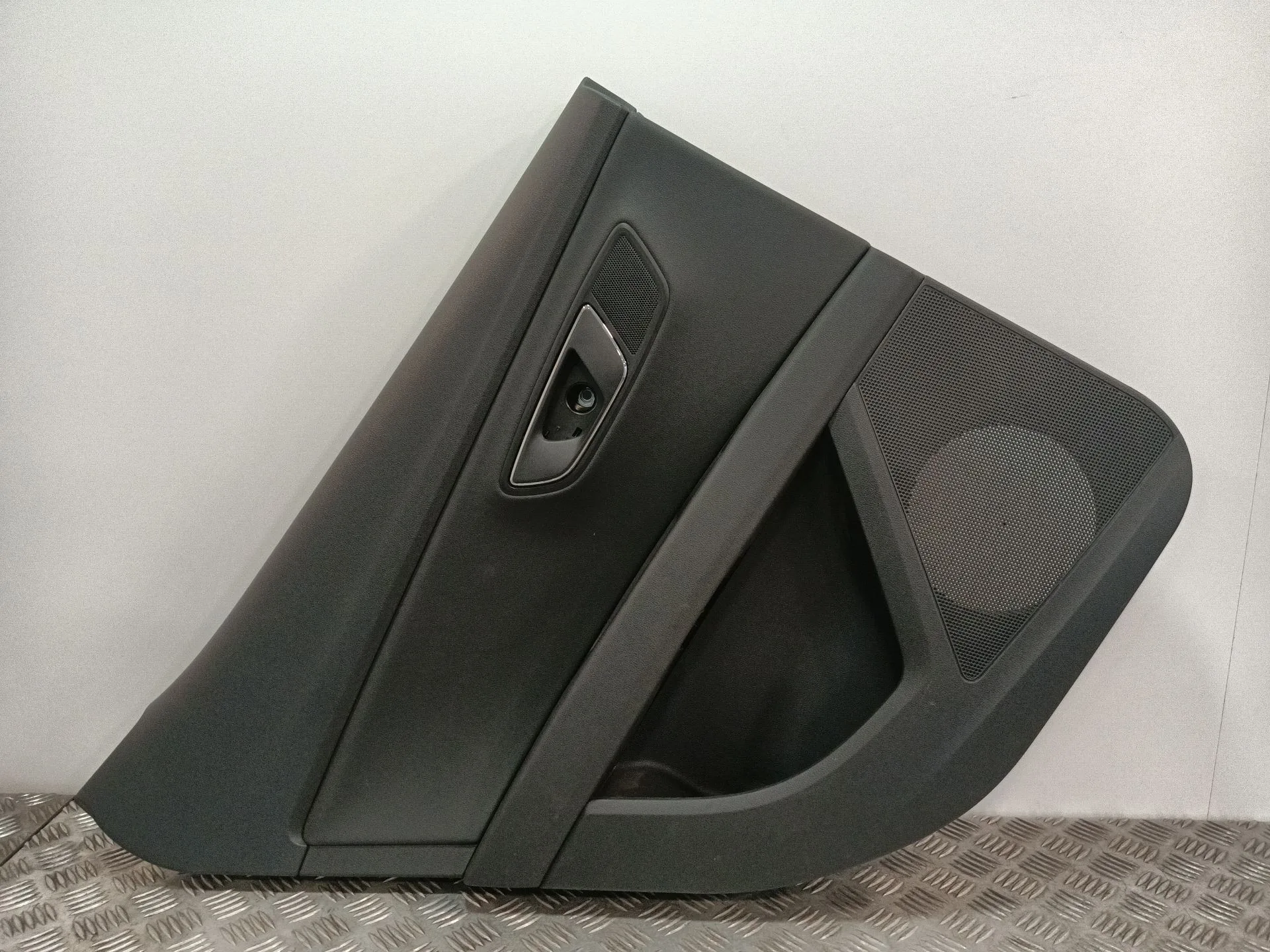 Guarnecido Puerta Trasera Izquierda para Seat Leon (5F1)