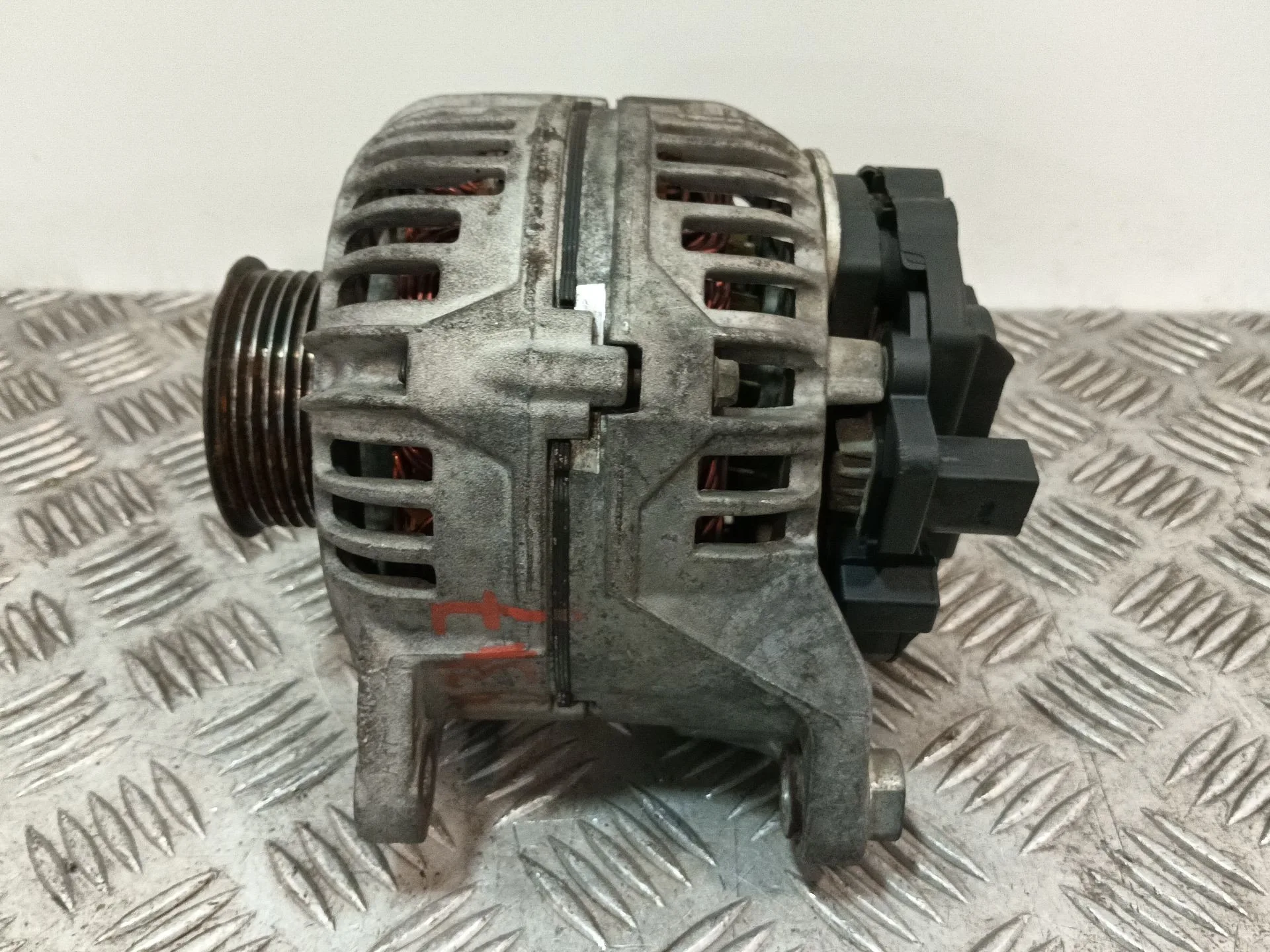 Alternador para Audi A6 C5 (4B2, 4B4)