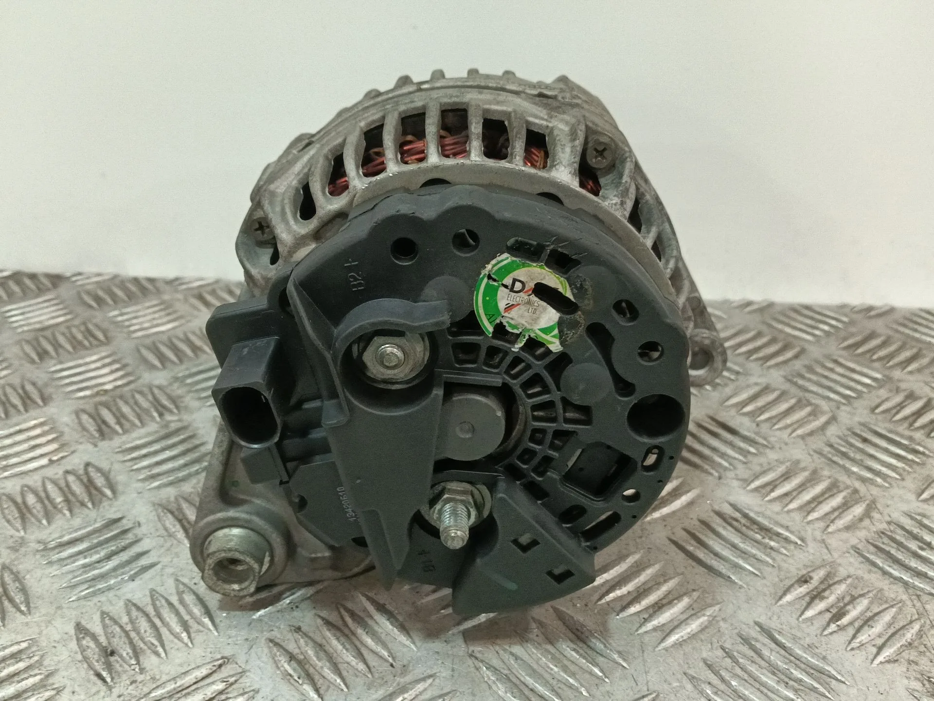 Alternador para Audi A6 C5 (4B2, 4B4)