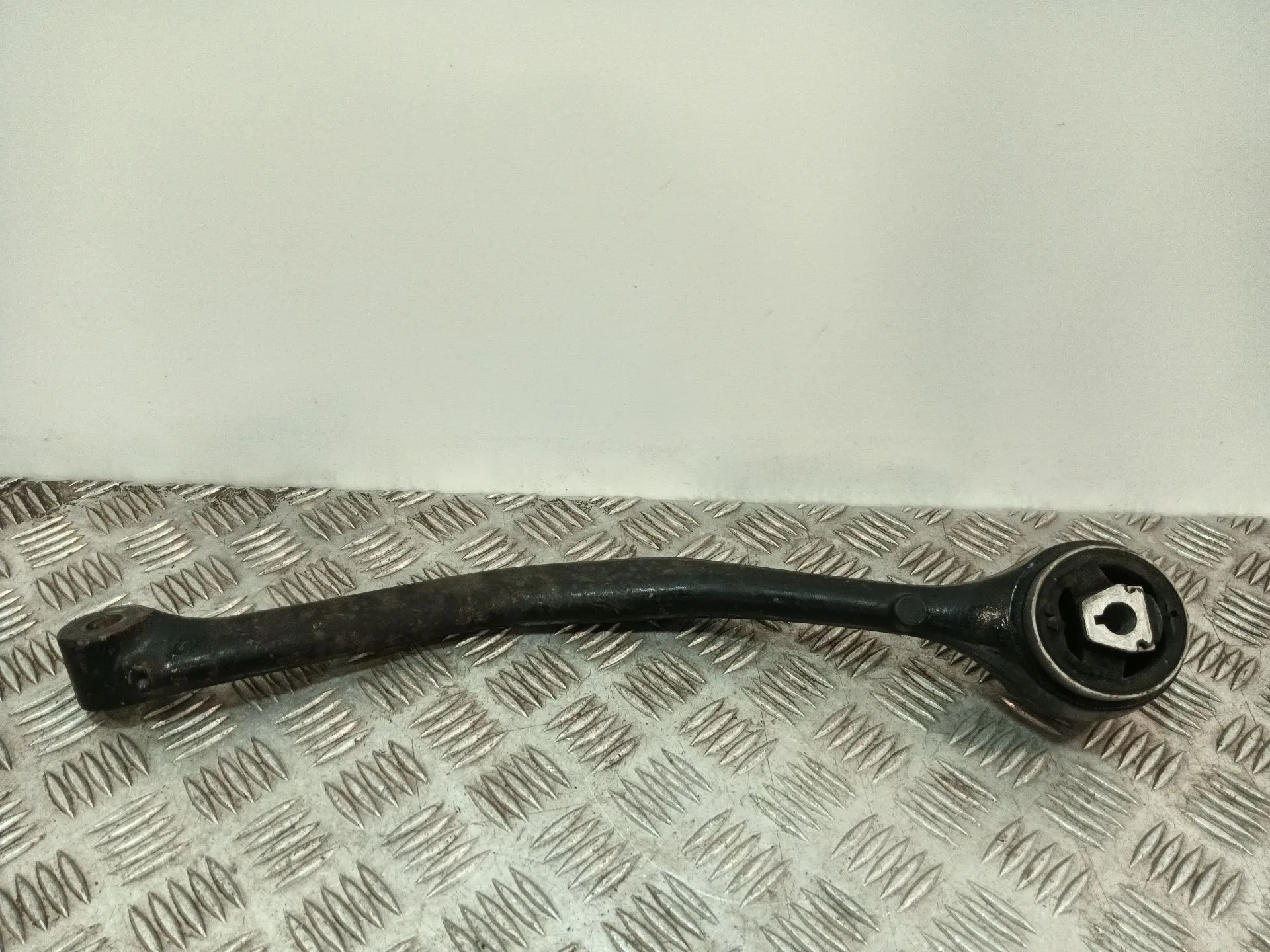 Brazo Suspension Inferior Delantero Izquierdo para Bmw X3 (E83)