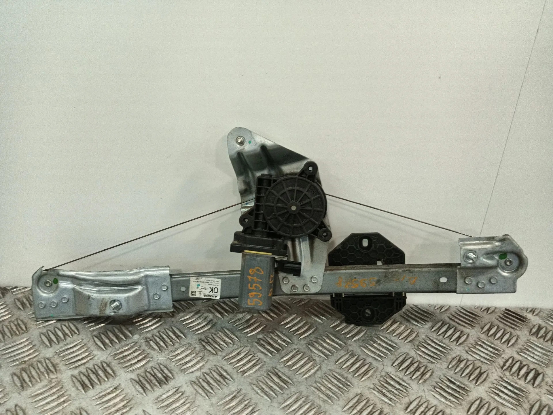 Elevalunas Delantero Izquierdo para Dacia Sandero Ii (B8_)