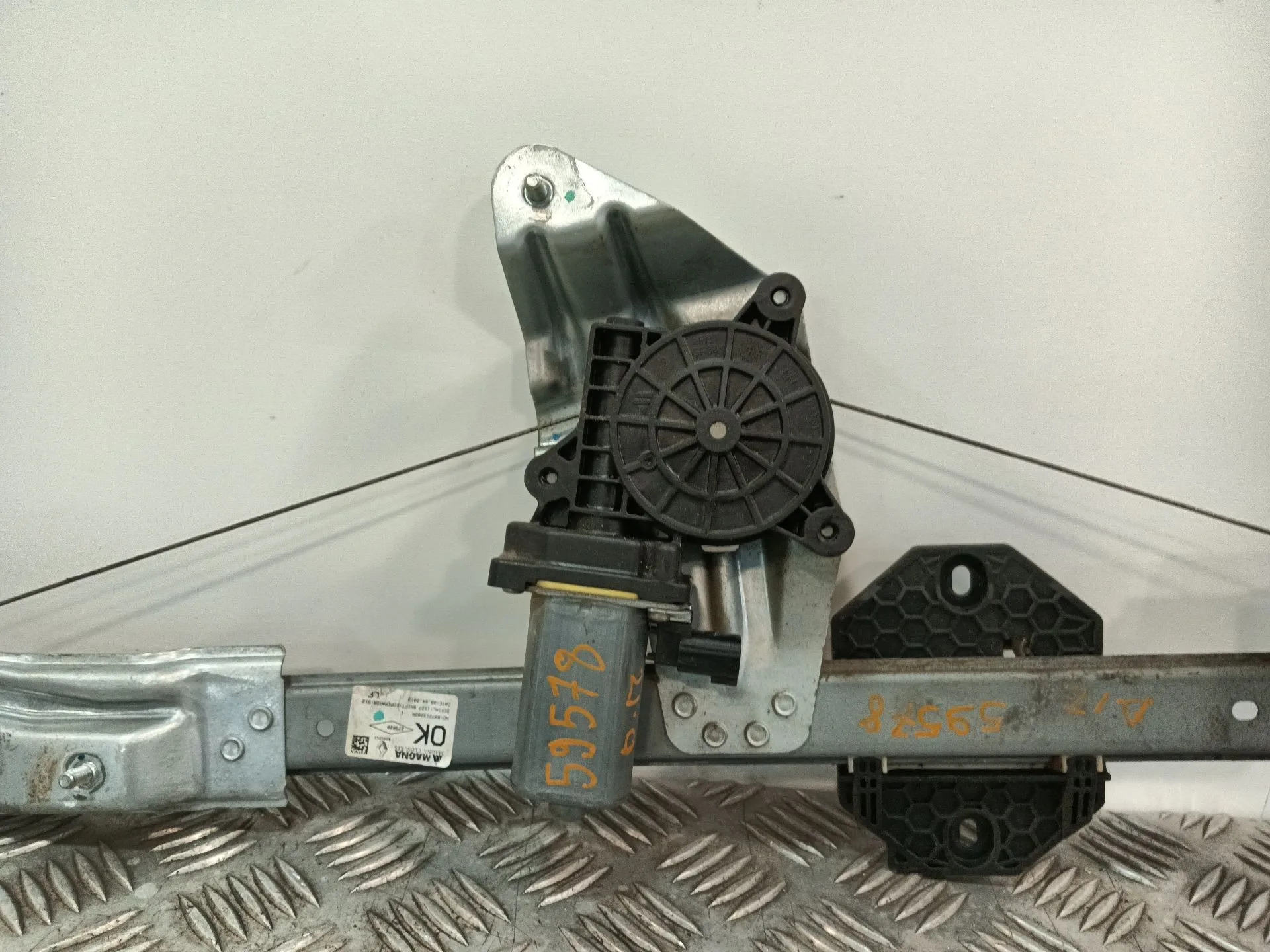 Elevalunas Delantero Izquierdo para Dacia Sandero Ii (B8_)