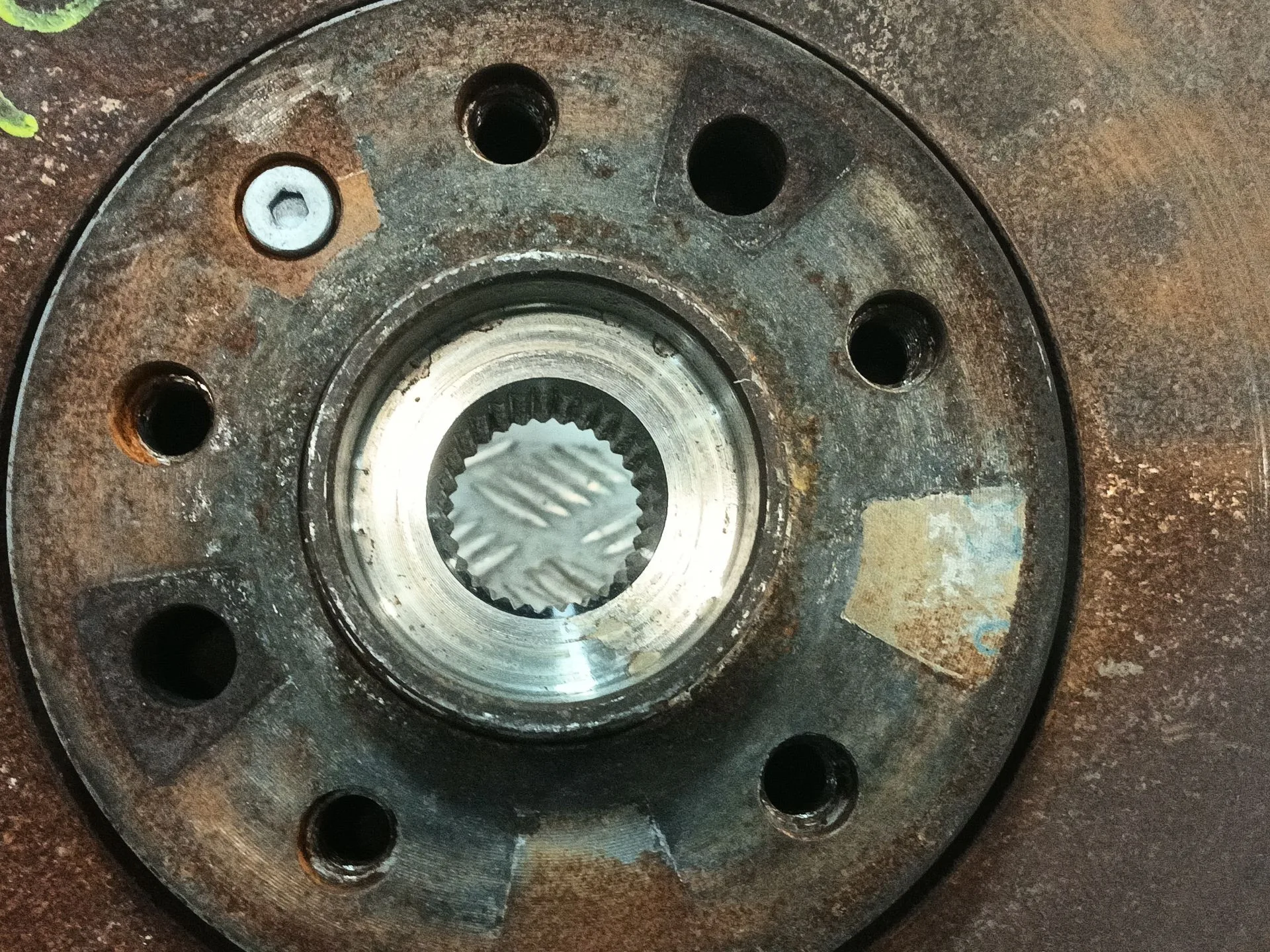 Mangueta Delantera Izquierda para Saab 9-5 (Ys3E)