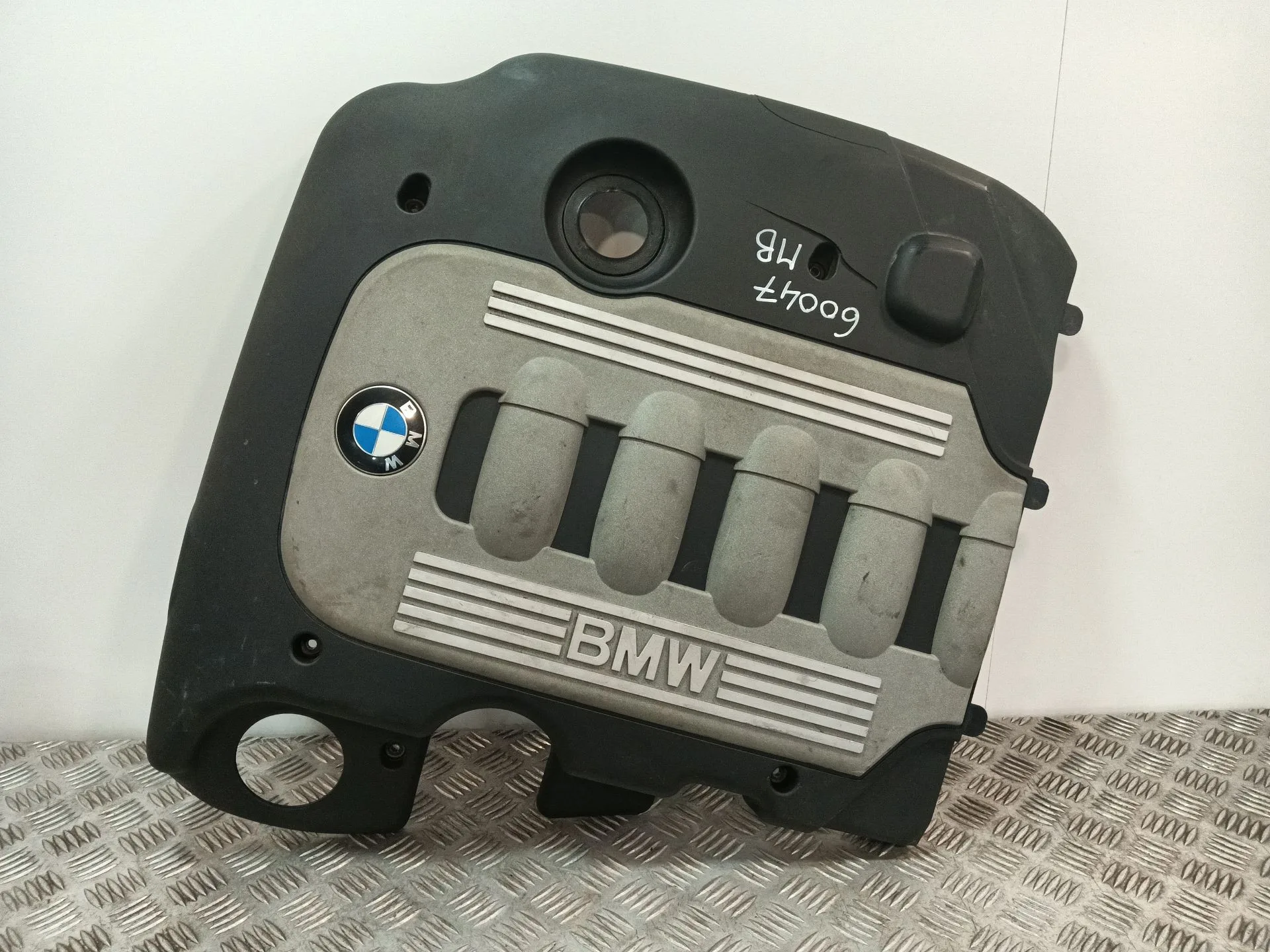 Tapa Motor para Bmw X3 (E83)