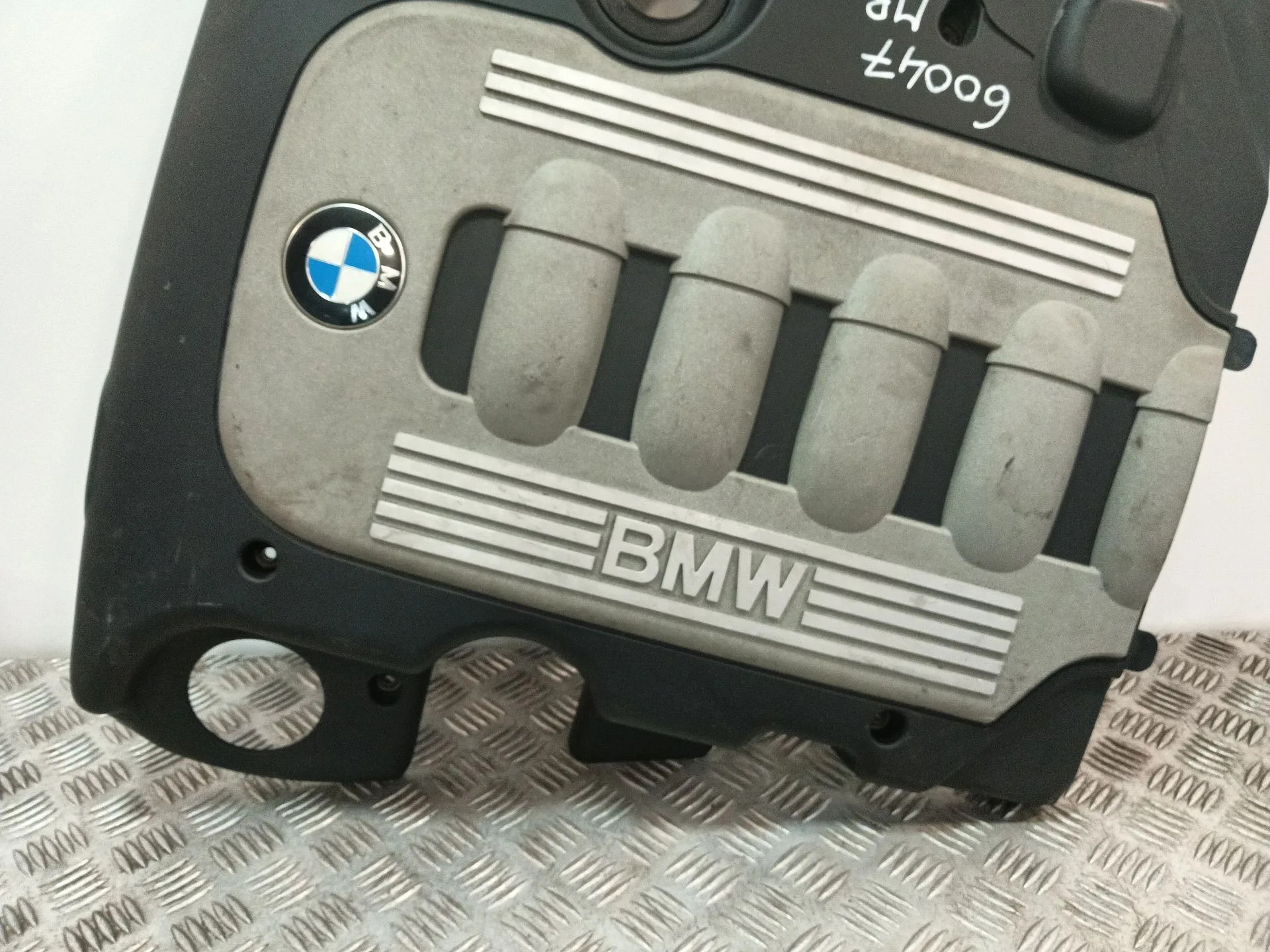 Tapa Motor para Bmw X3 (E83)