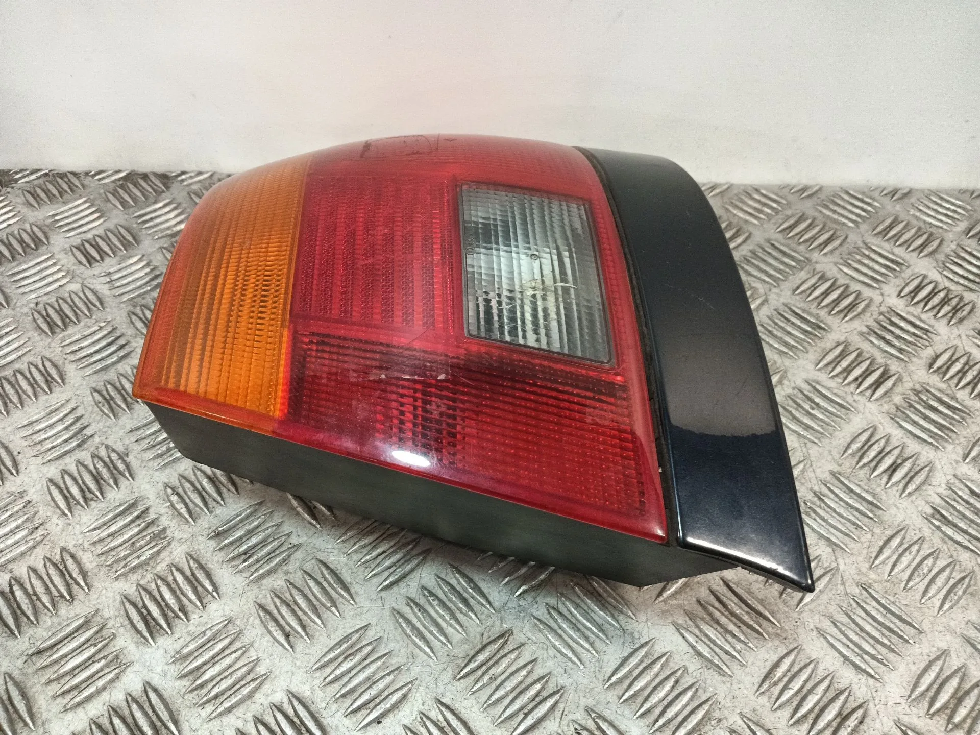 Piloto Trasero Derecho para Audi A4 Berlina (B5)