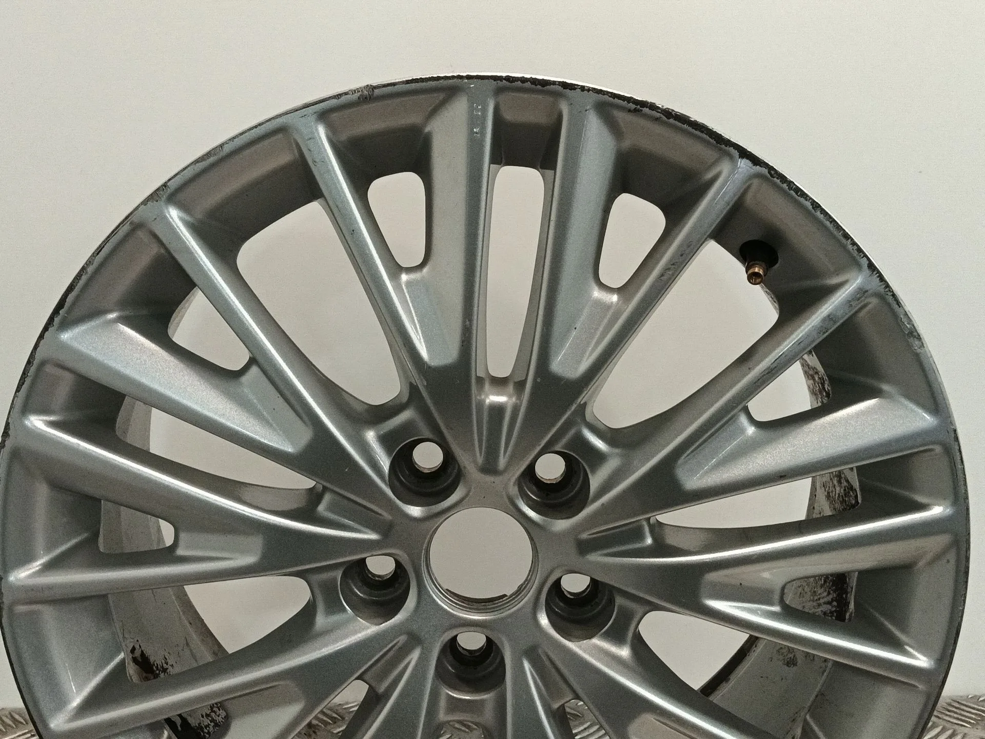 Llanta para Ford Grand C-Max (Dxa/Cb7, Dxa/Ceu)