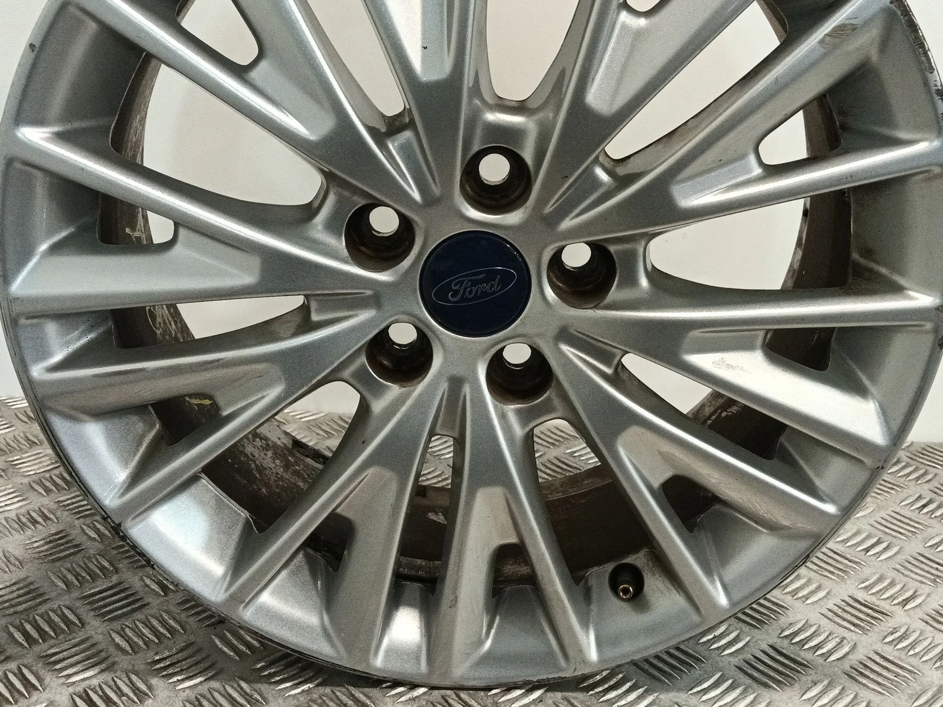 Llanta para Ford Grand C-Max (Dxa/Cb7, Dxa/Ceu)
