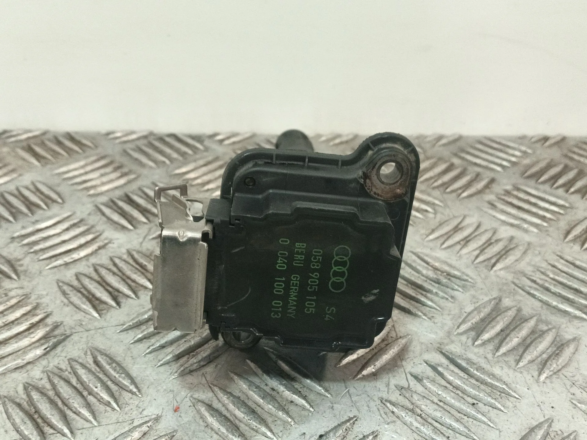 Bobina Encendido para Audi A6 C5 (4B2, 4B4)