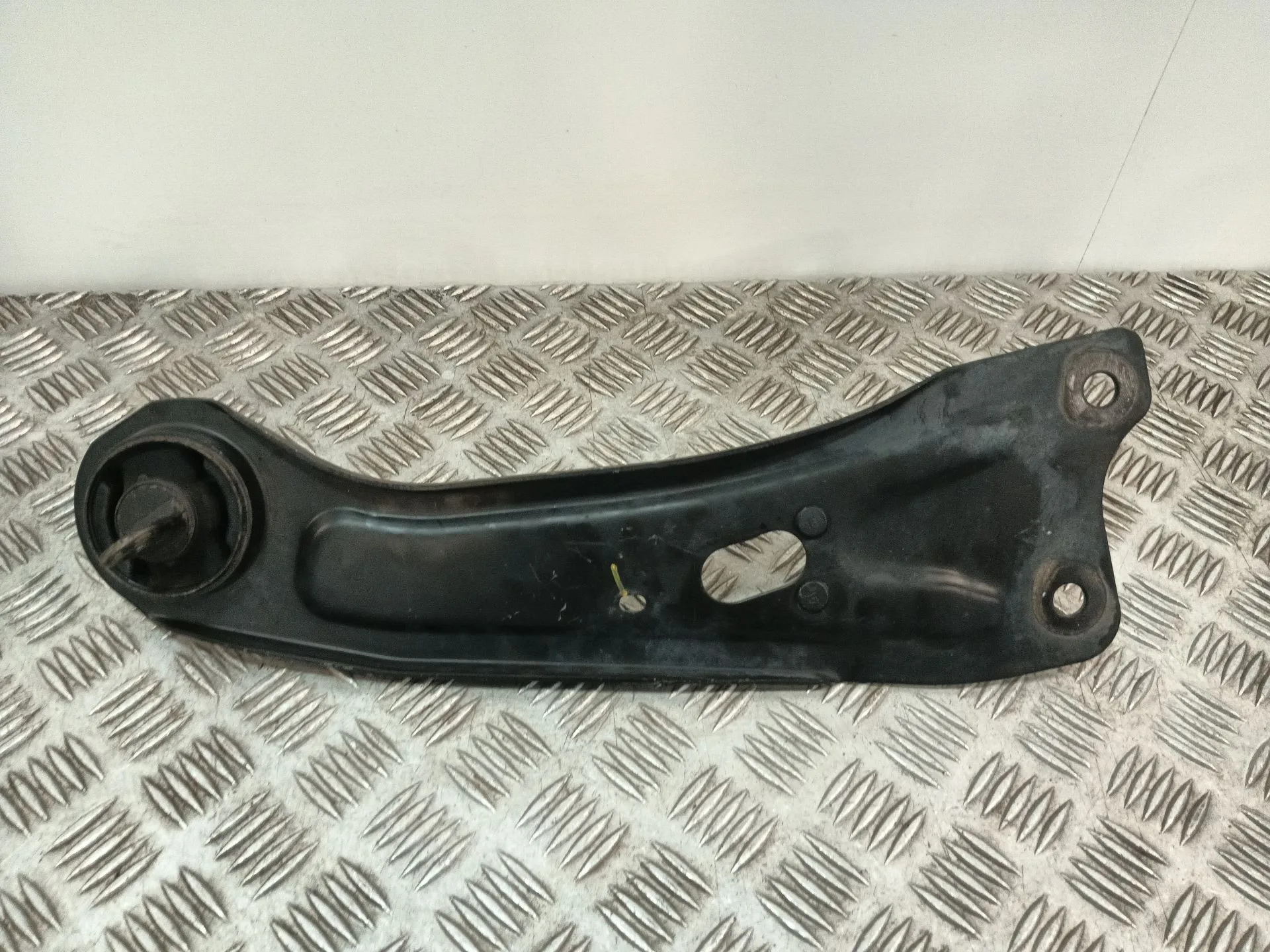 Brazo Suspension Inferior Delantero Derecho para Kia Xceed (Cd)