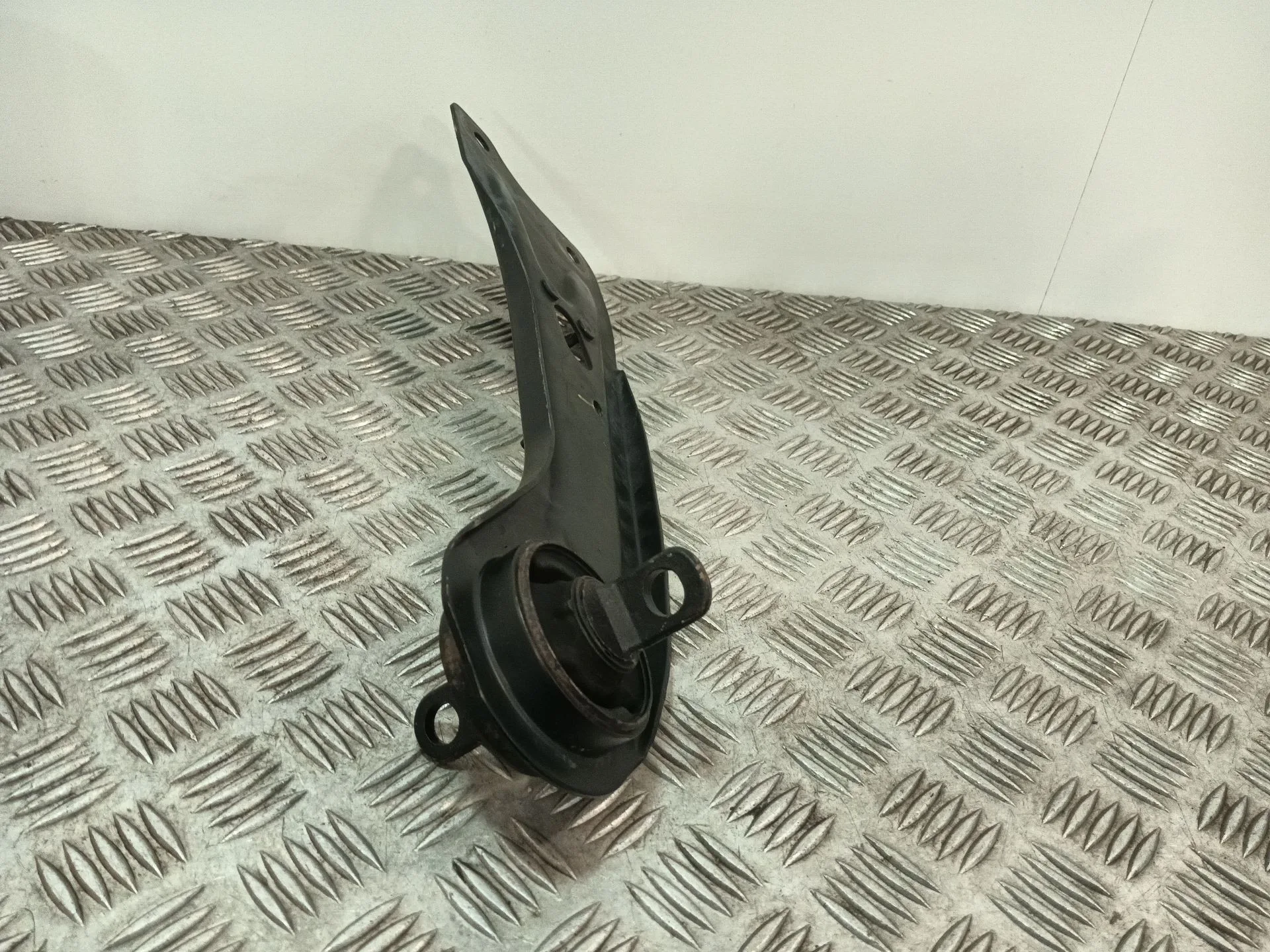Brazo Suspension Inferior Delantero Derecho para Kia Xceed (Cd)