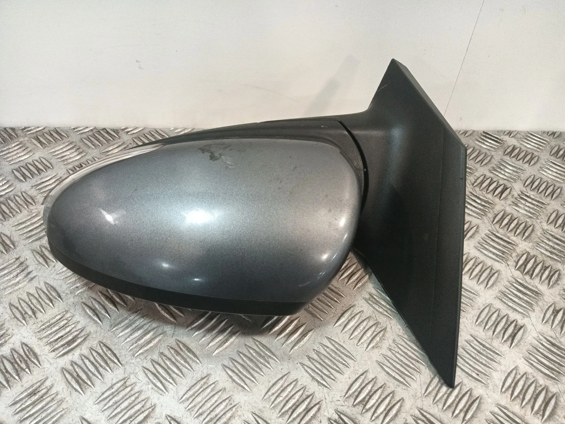 Retrovisor Izquierdo para Chevrolet Cruze Hatchback (J305)