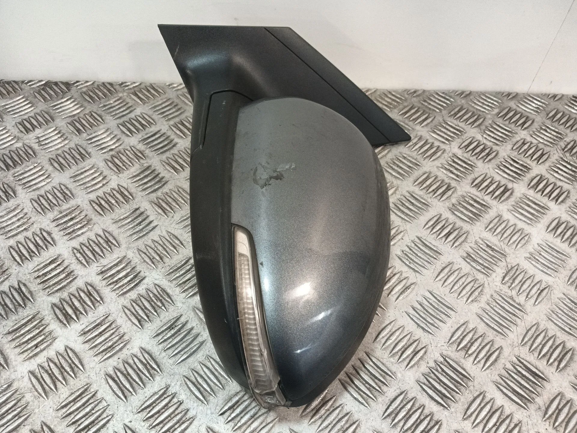 Retrovisor Izquierdo para Chevrolet Cruze Hatchback (J305)