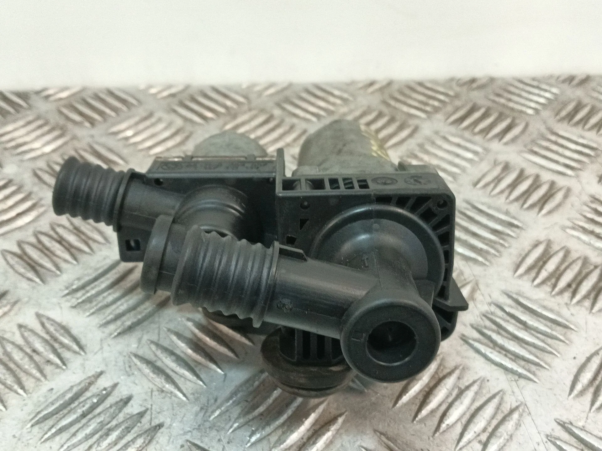Valvula Intercambio De Calefaccion para Bmw X3 (E83)