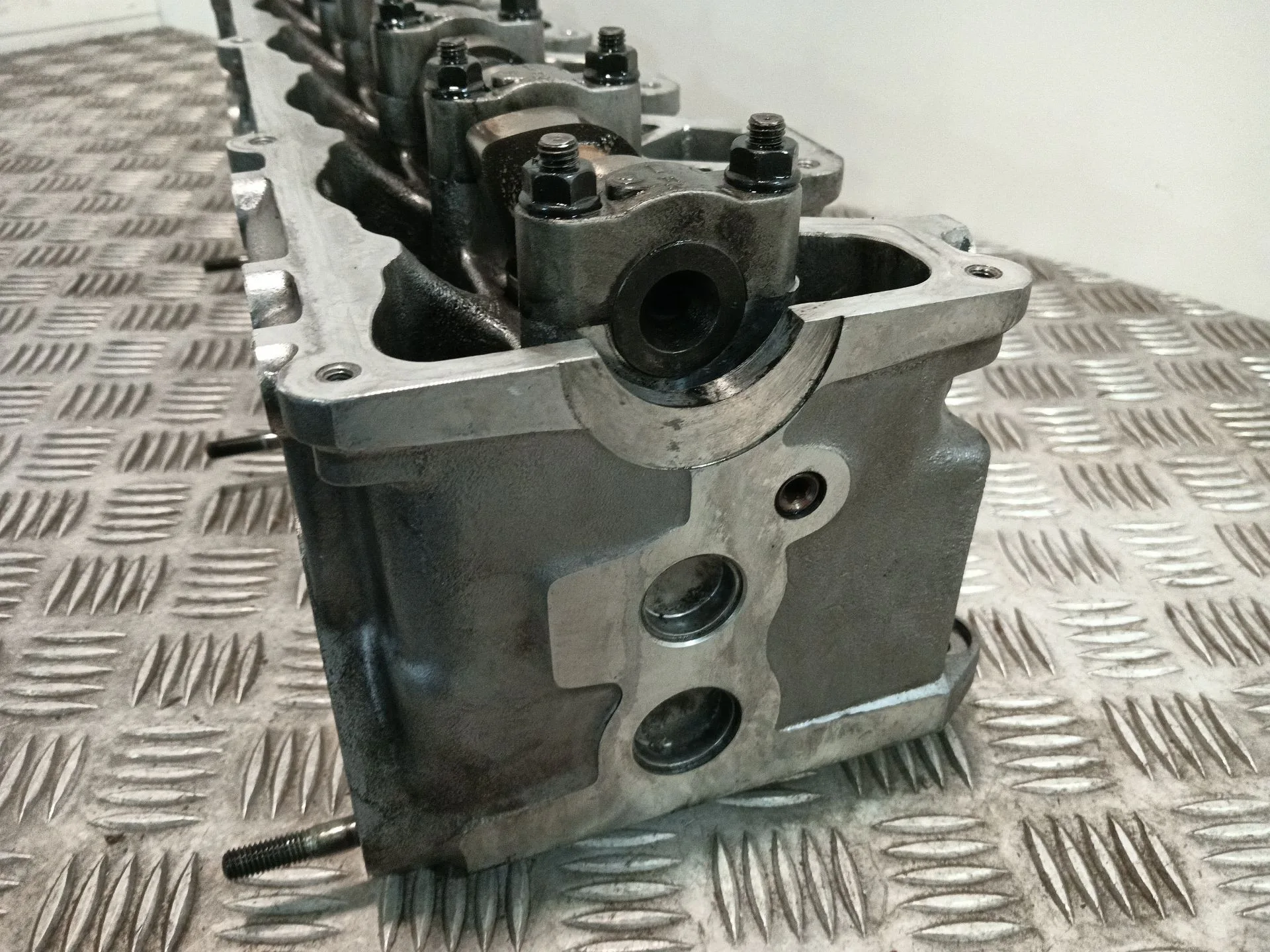 Culata para Nissan Patrol (K/W160)