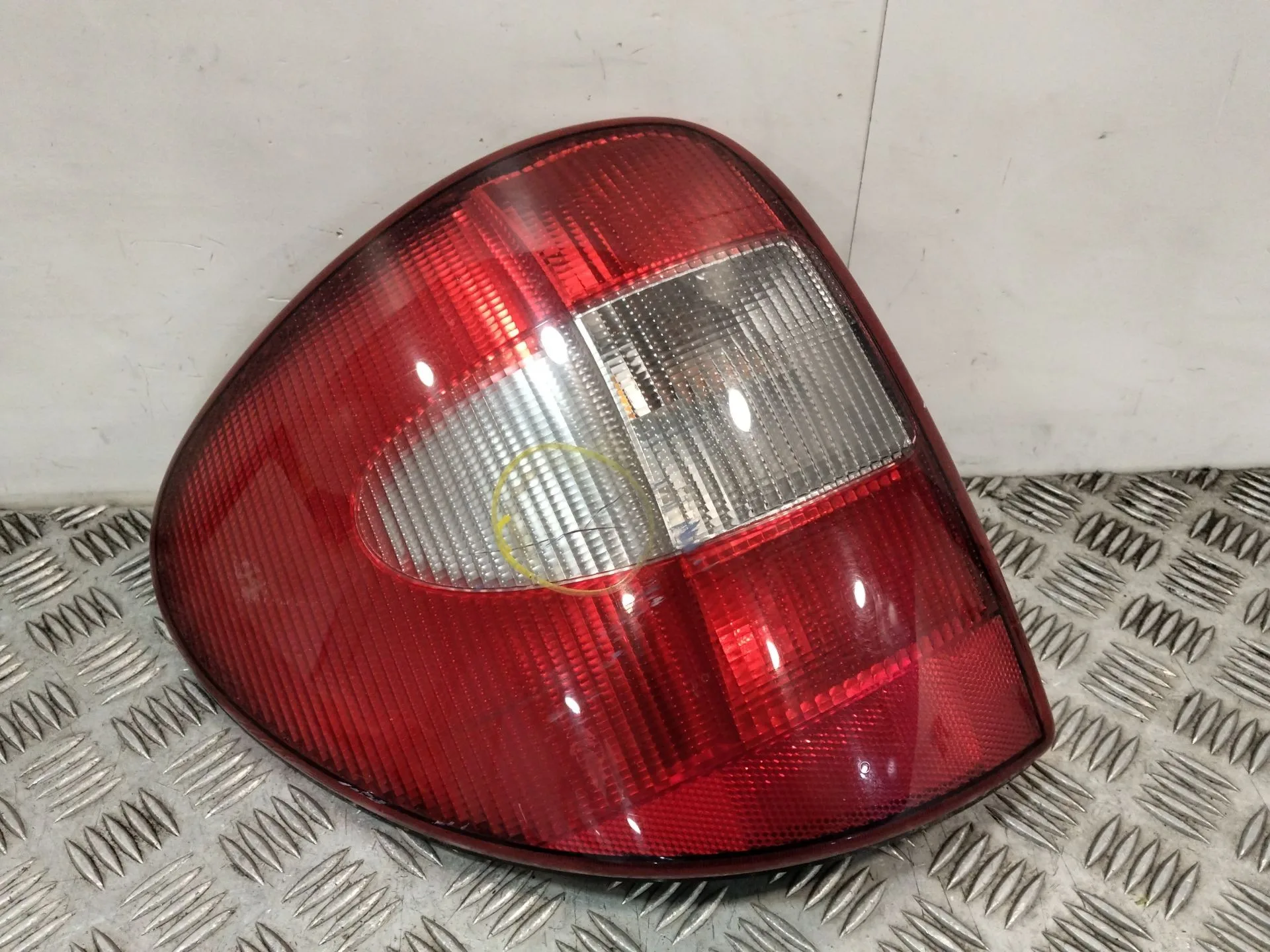 Piloto Trasero Izquierdo para Chrysler Voyager Iv (Rg, Rs)