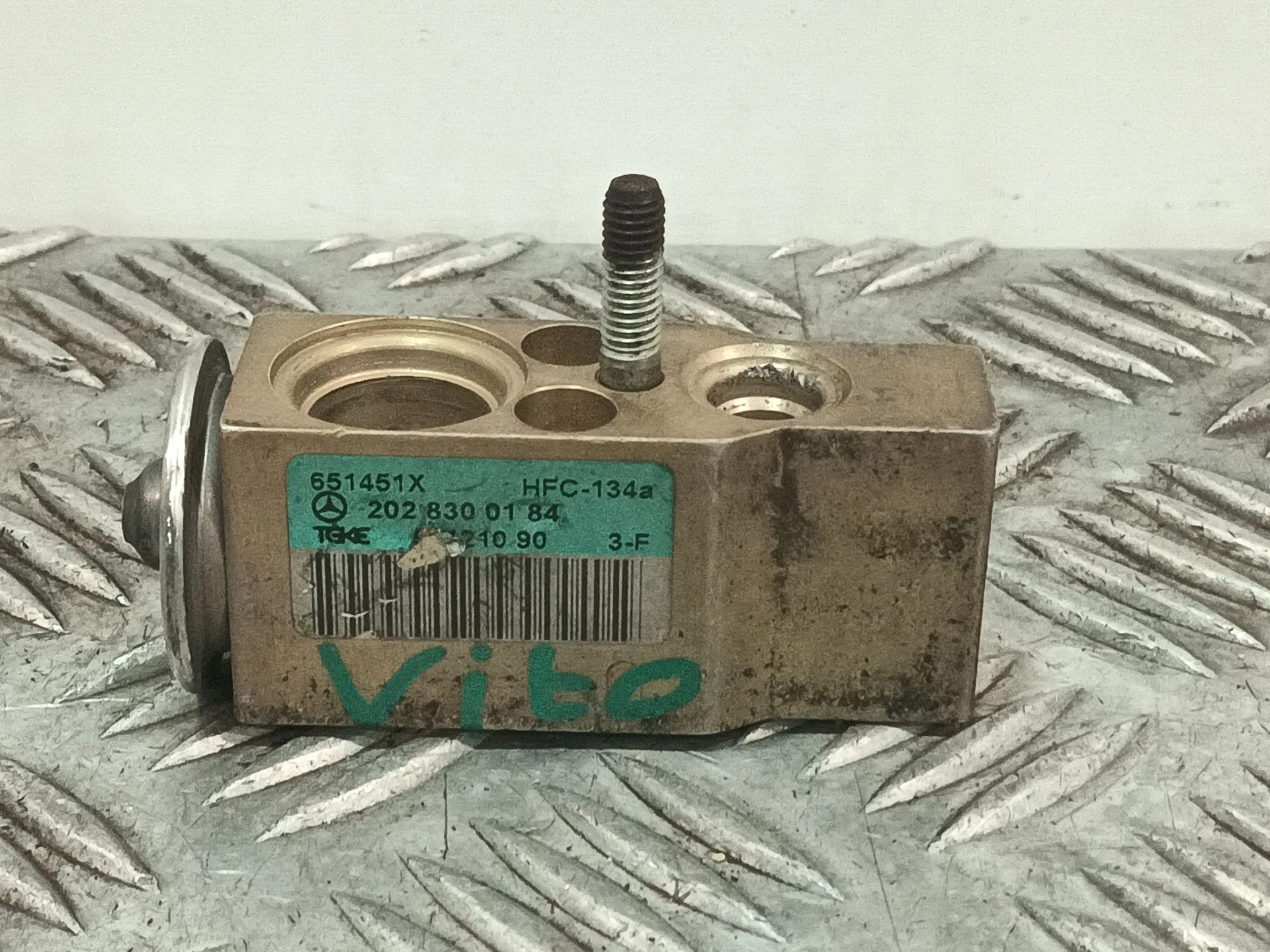 Valvula Expansion para Mercedes-Benz Vito (W638) Caja Cerrada