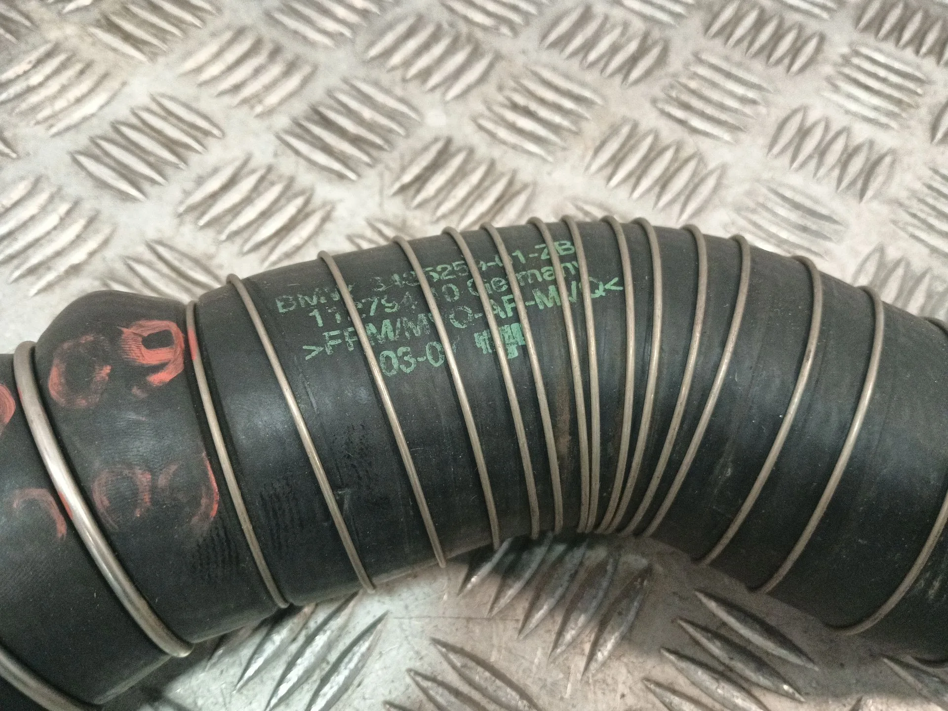 Tubo para Bmw X3 (E83)