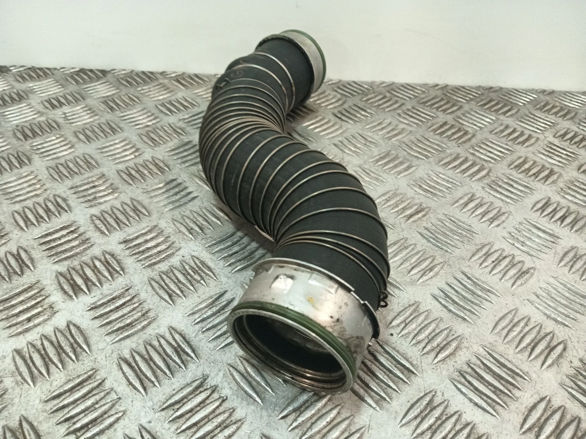 Tubo para Bmw X3 (E83)