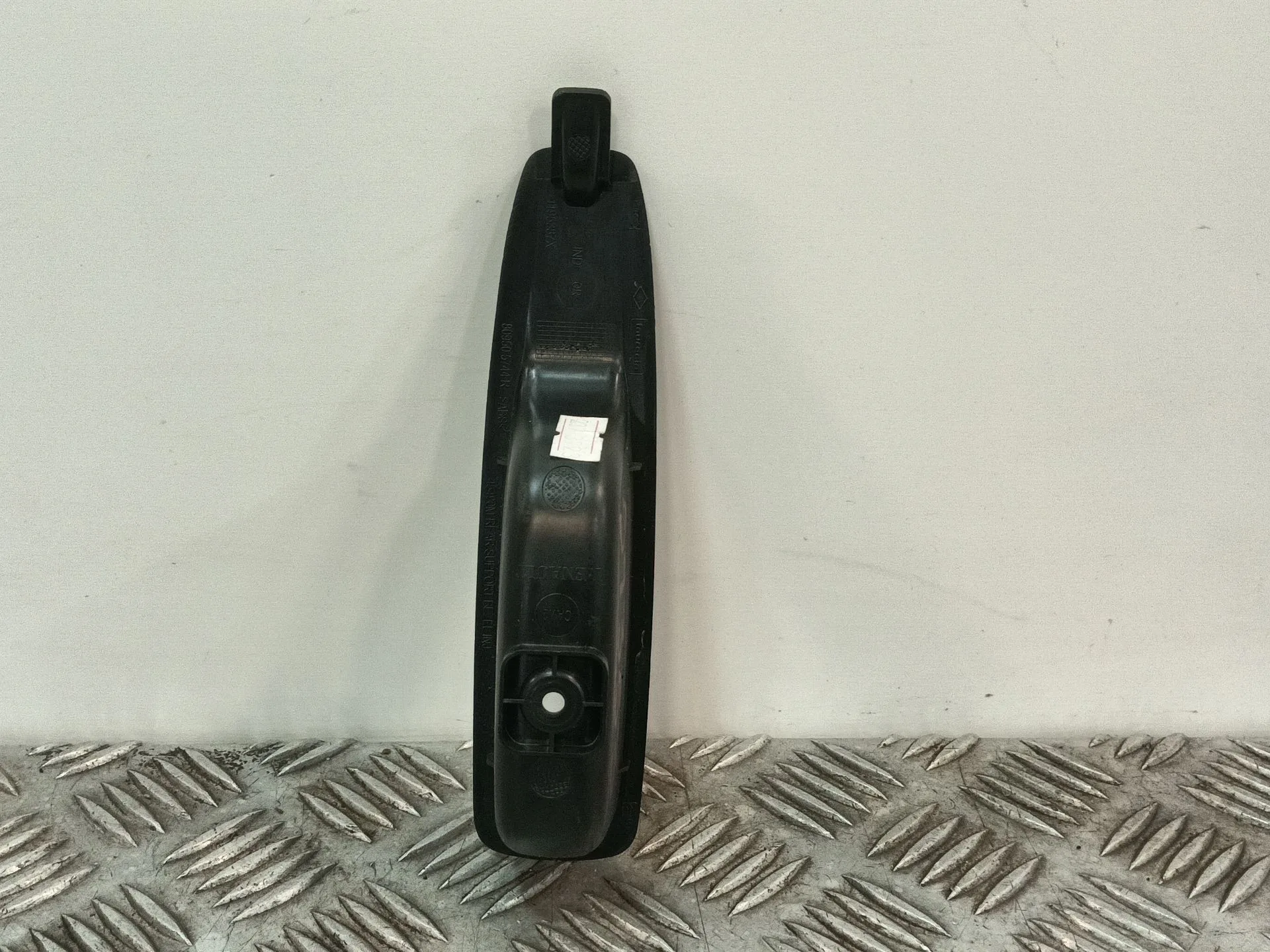 Plastico Varios para Mazda Cx-3 (Dk)