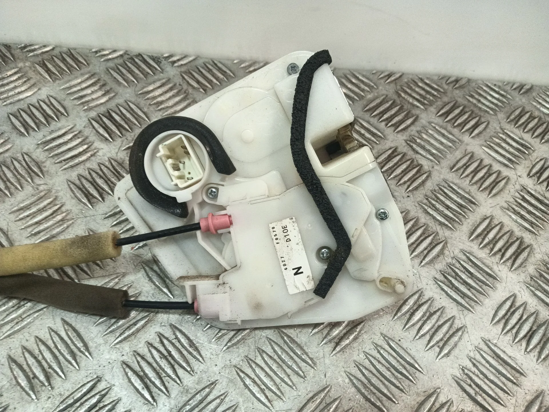 Cerradura Puerta Trasera Derecha para Mazda Cx-3 (Dk)