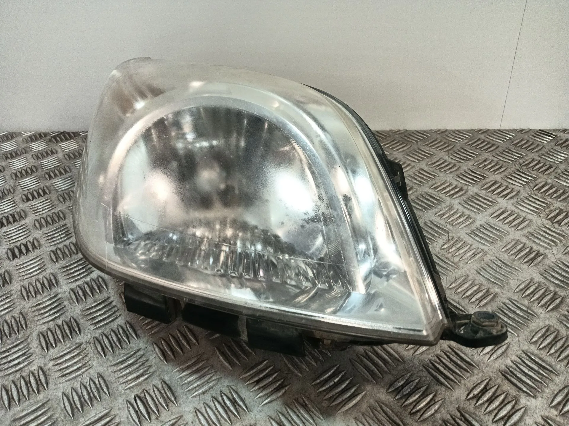 Faro Derecho para Fiat Fiorino Furgoneta/Monovolumen (225_)