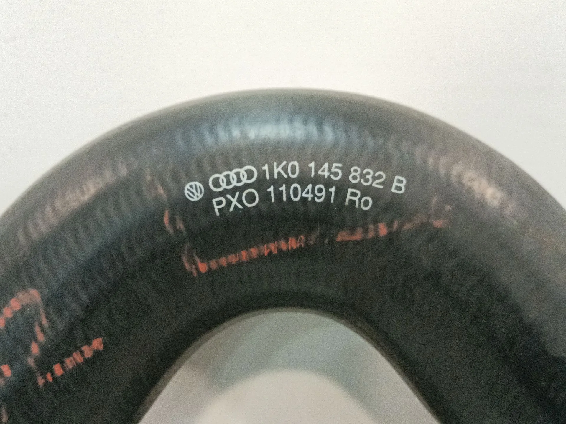 Tubo para Volkswagen Golf V (1K1)