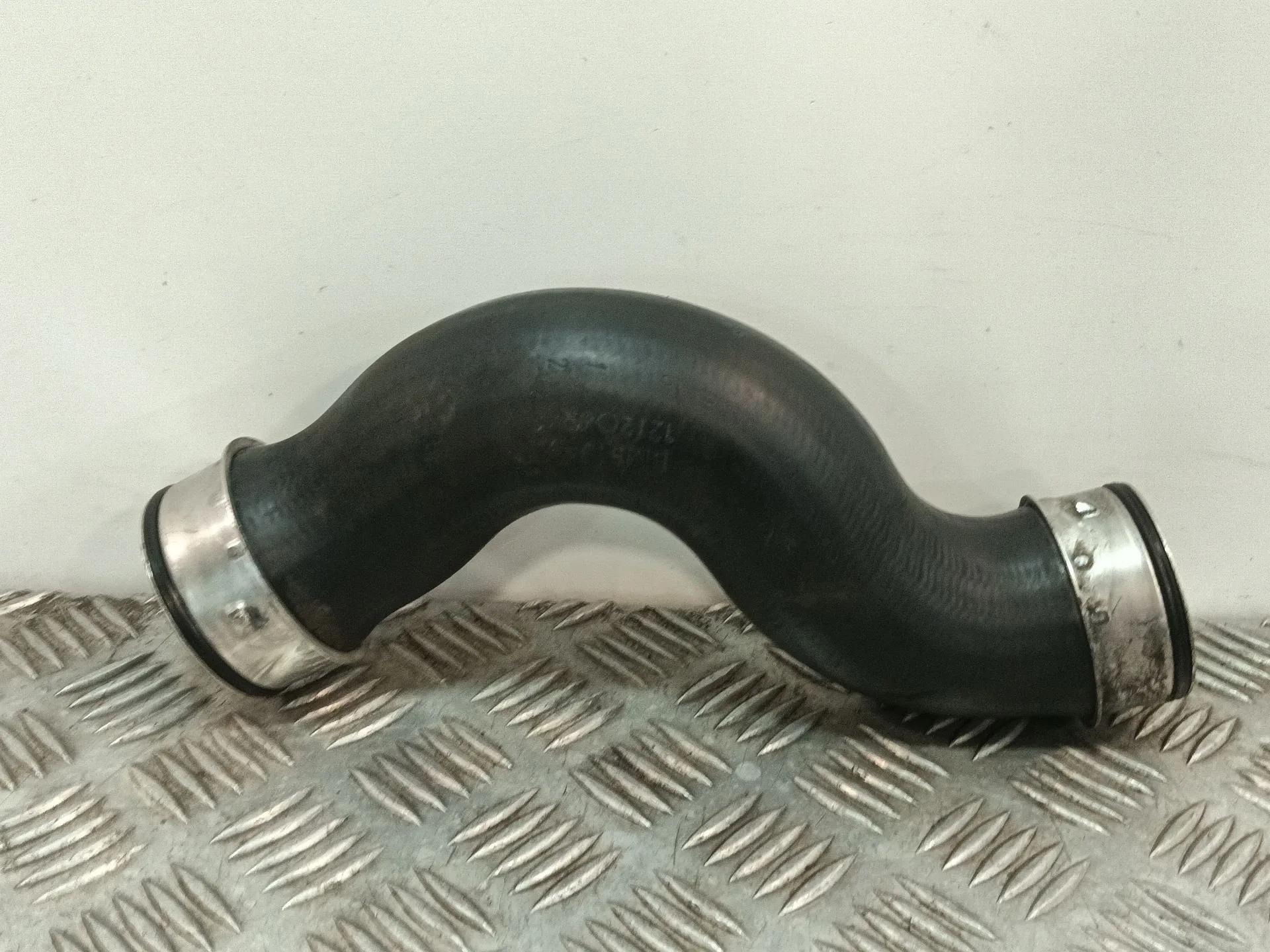 Tubo para Volkswagen Golf V (1K1)