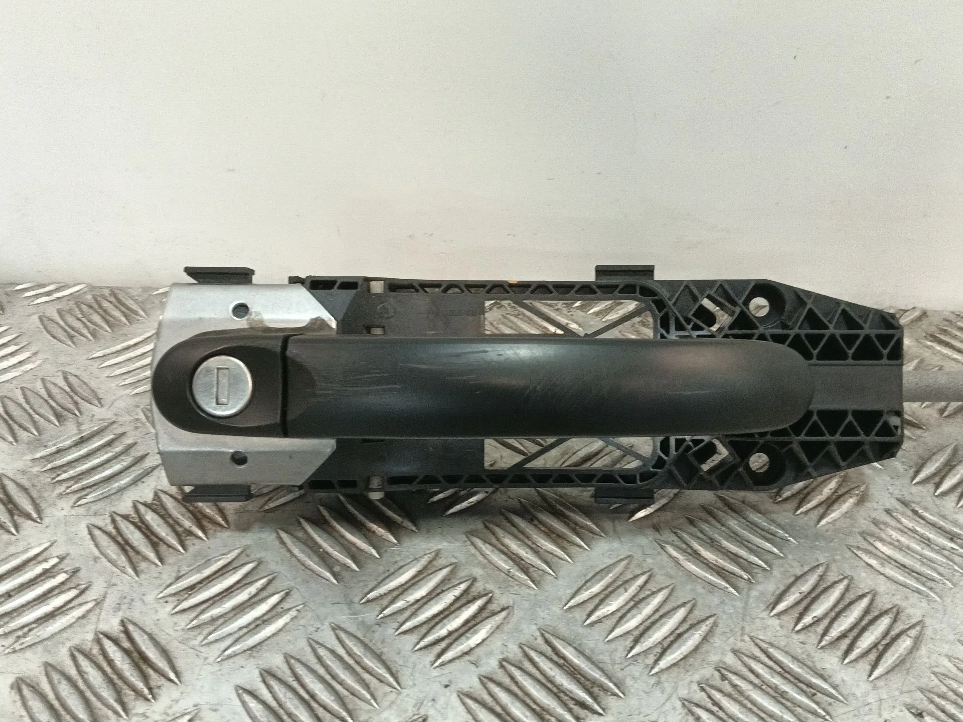 Maneta Exterior Delantera Izquierda para Volkswagen Caddy Iv Monospace (Sab, Saj)