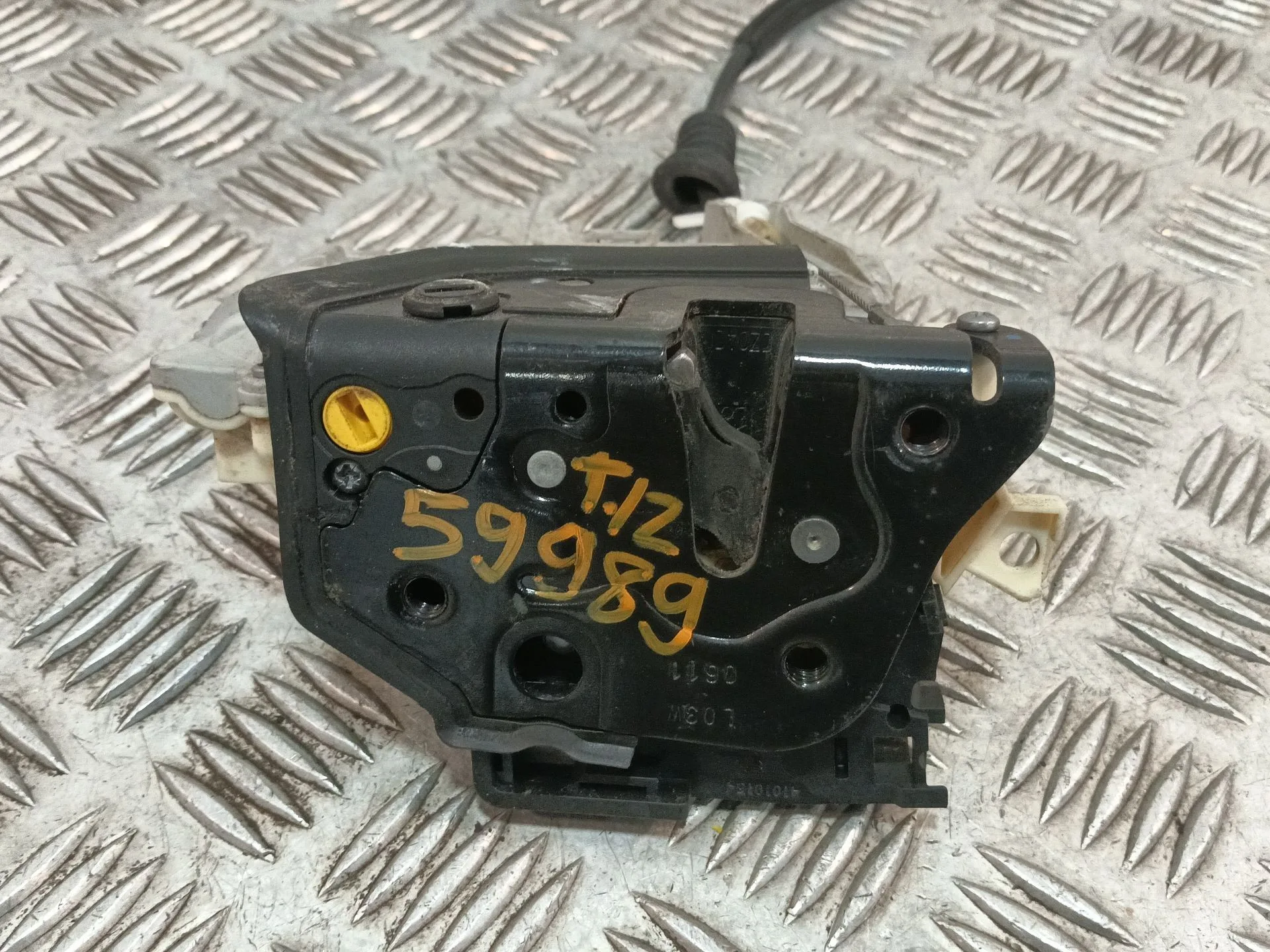 Cerradura Puerta Trasera Izquierda para Volkswagen Passat B7 Variant (365)