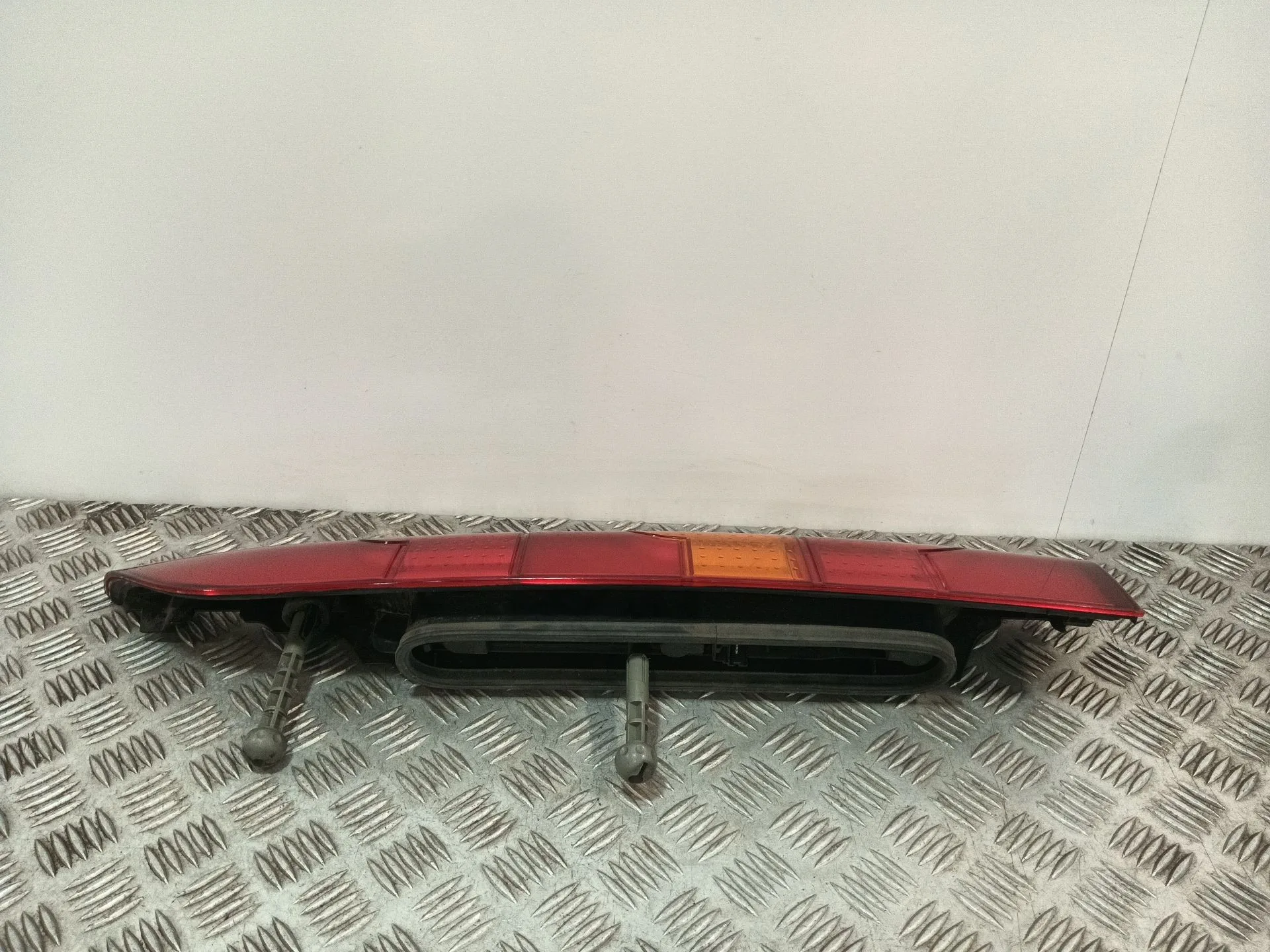 Piloto Trasero Izquierdo para Renault Kangoo Express (Fc0/1_)