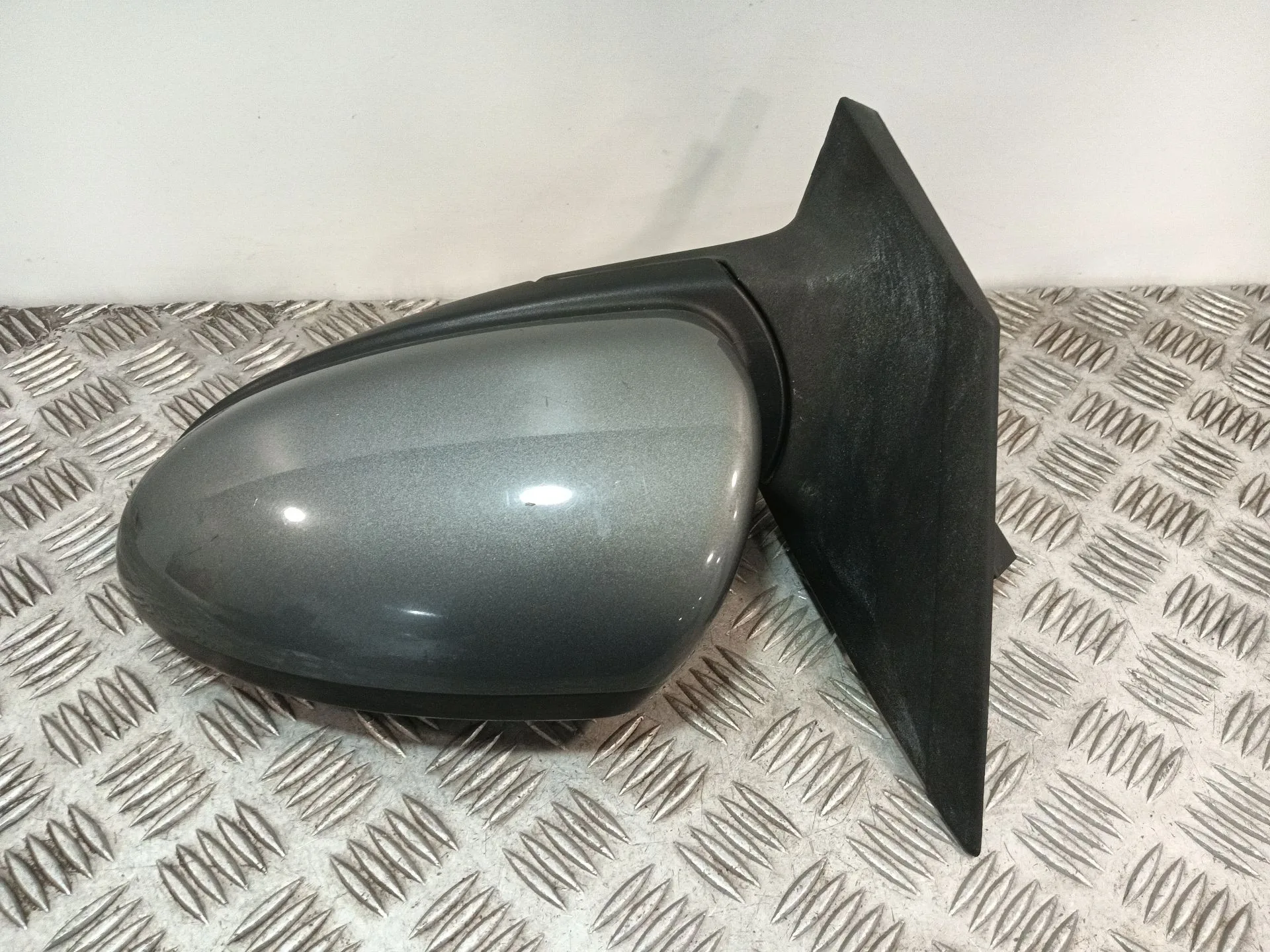Retrovisor Izquierdo para Chevrolet Cruze (J300)