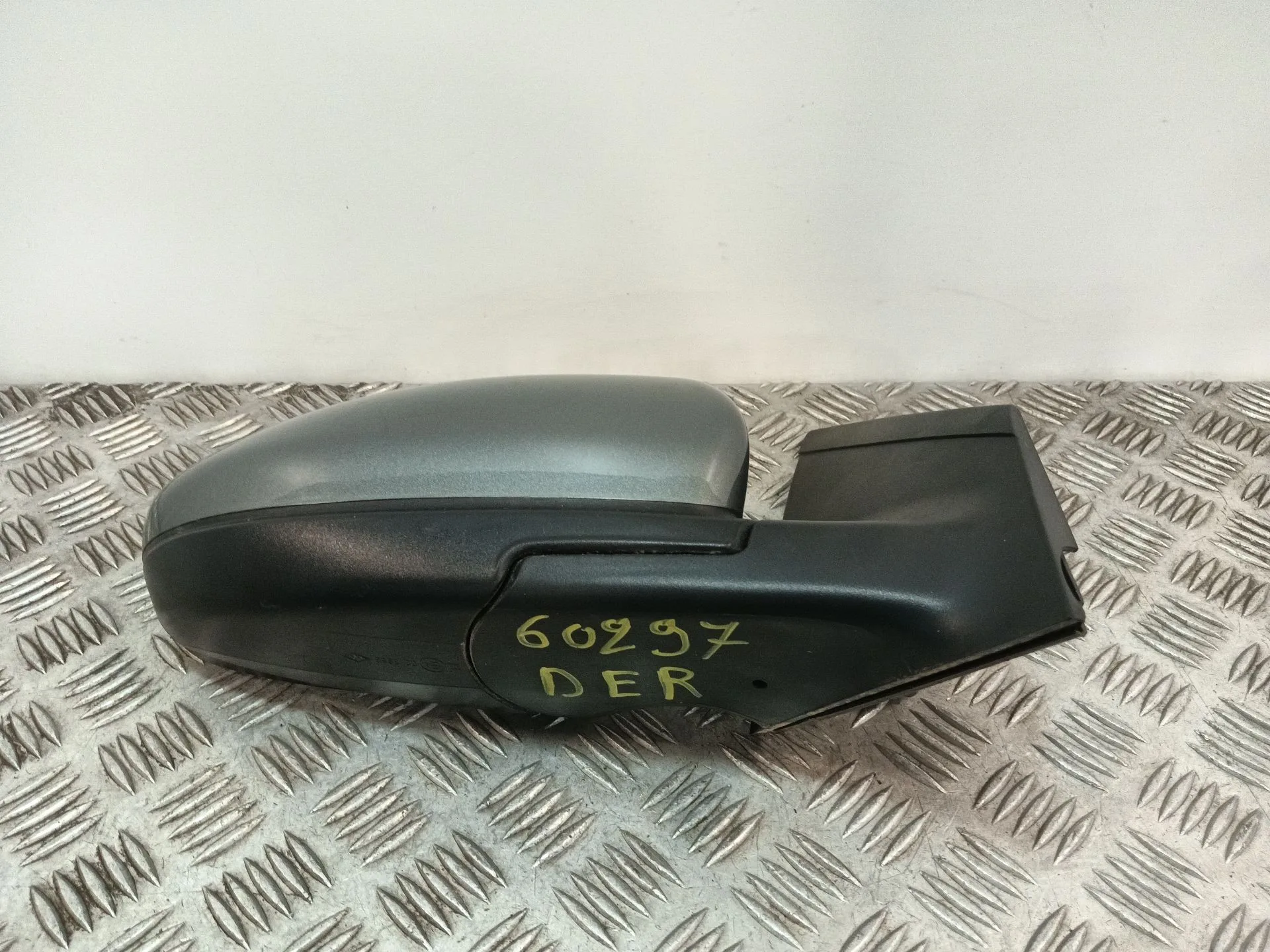 Retrovisor Derecho para Chevrolet Cruze (J300)