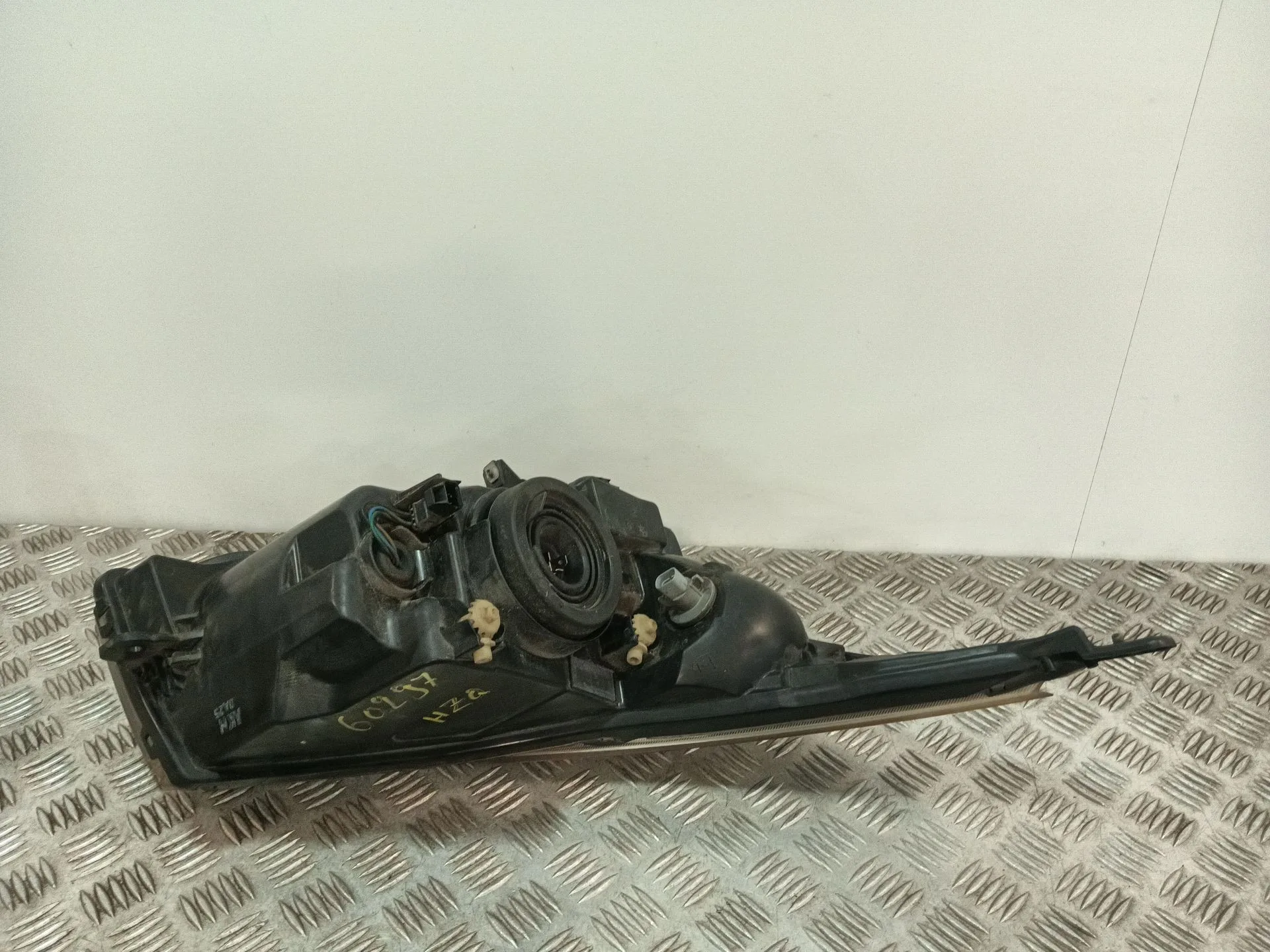 Faro Izquierdo para Chevrolet Cruze (J300)
