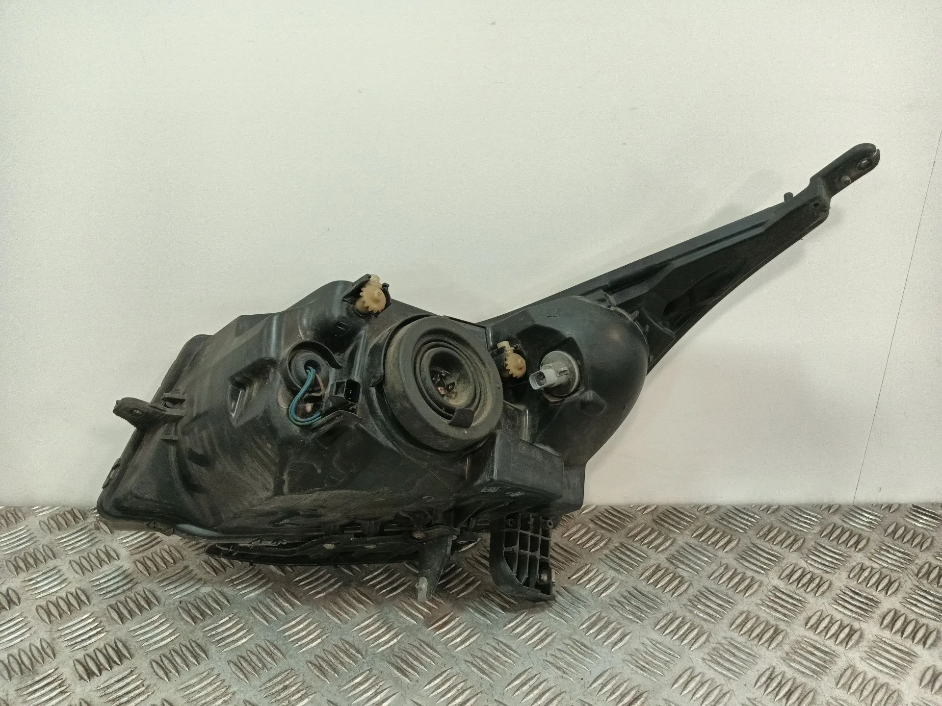 Faro Derecho para Chevrolet Cruze (J300)