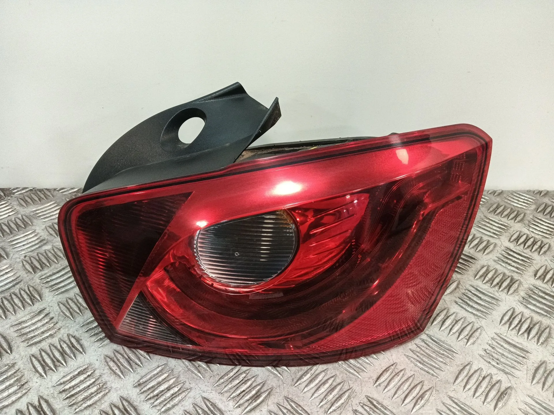 Piloto Trasero Derecho para Seat Ibiza Iv (6J5, 6P1)