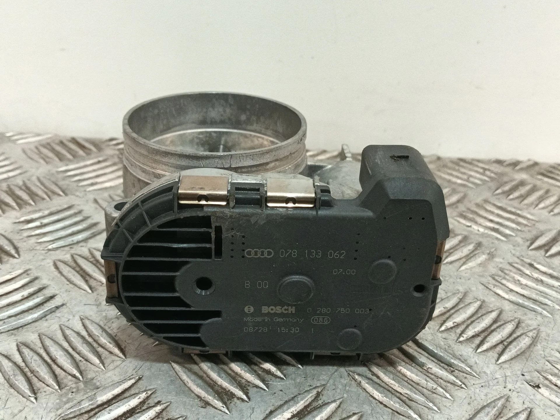 Caja Mariposa para Audi A6 C5 (4B2, 4B4)