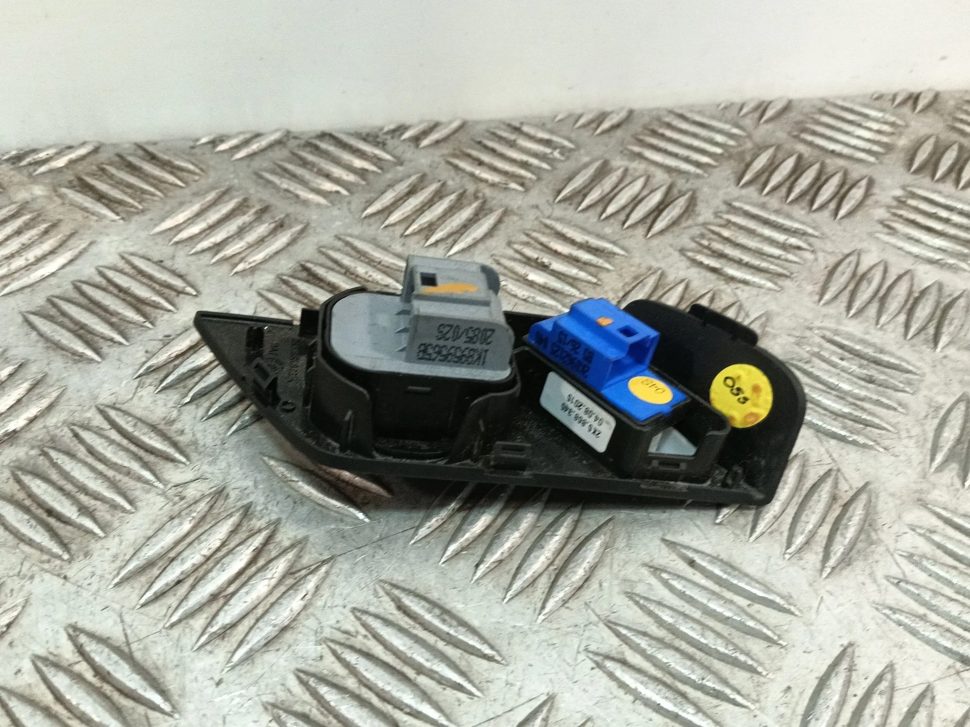 Mando Retrovisor para Volkswagen Caddy Iv Monospace (Sab, Saj)