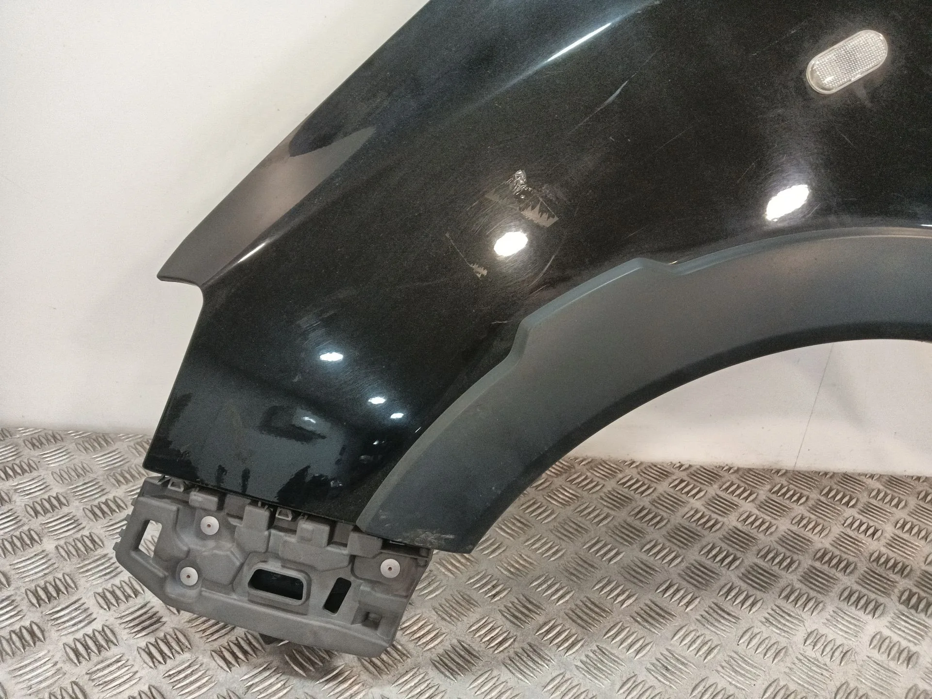 Aleta Delantera Izquierda para Dacia Lodgy