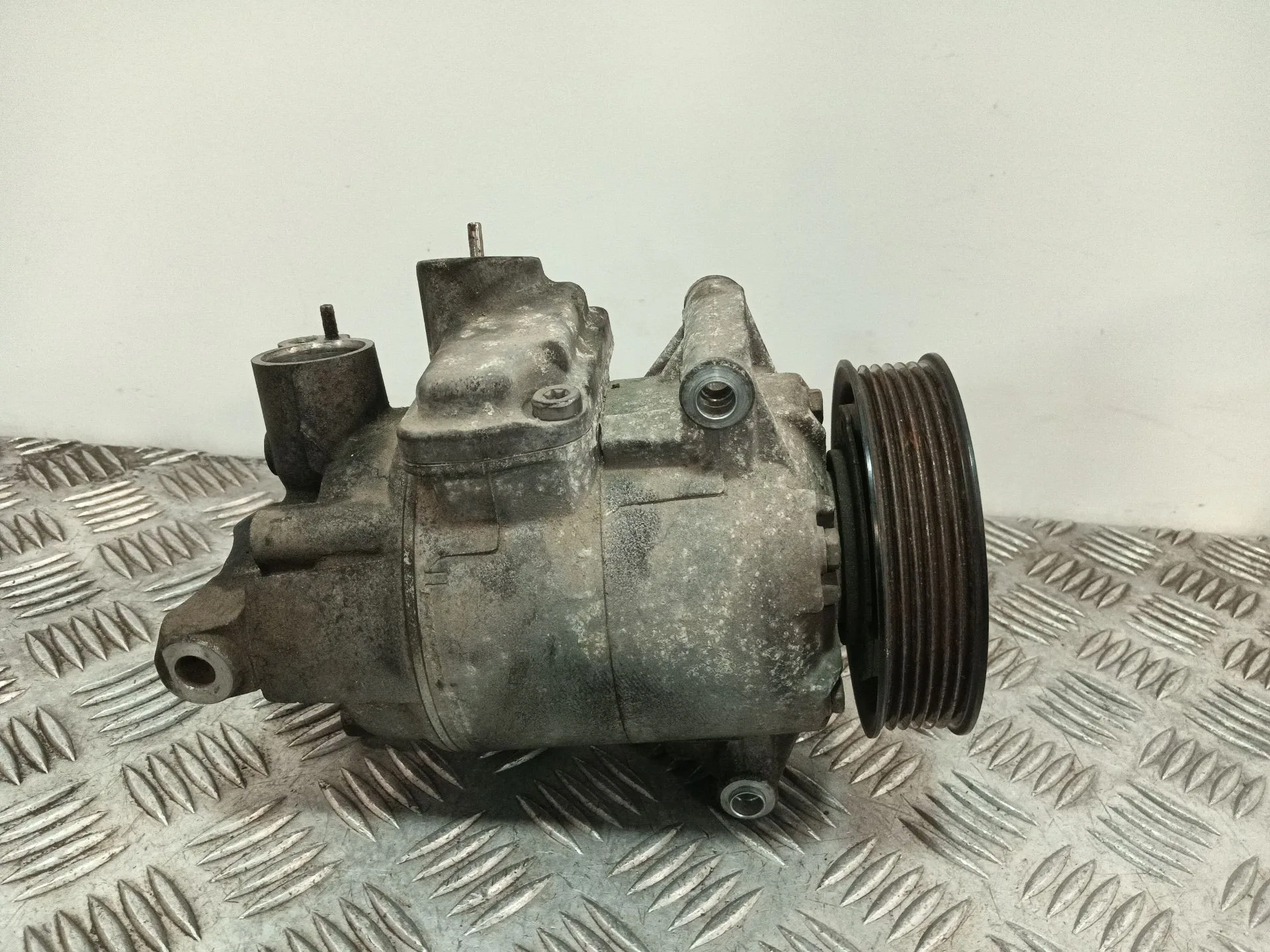 Compresor Aire Acondicionado para Volkswagen Golf Vi (5K1)