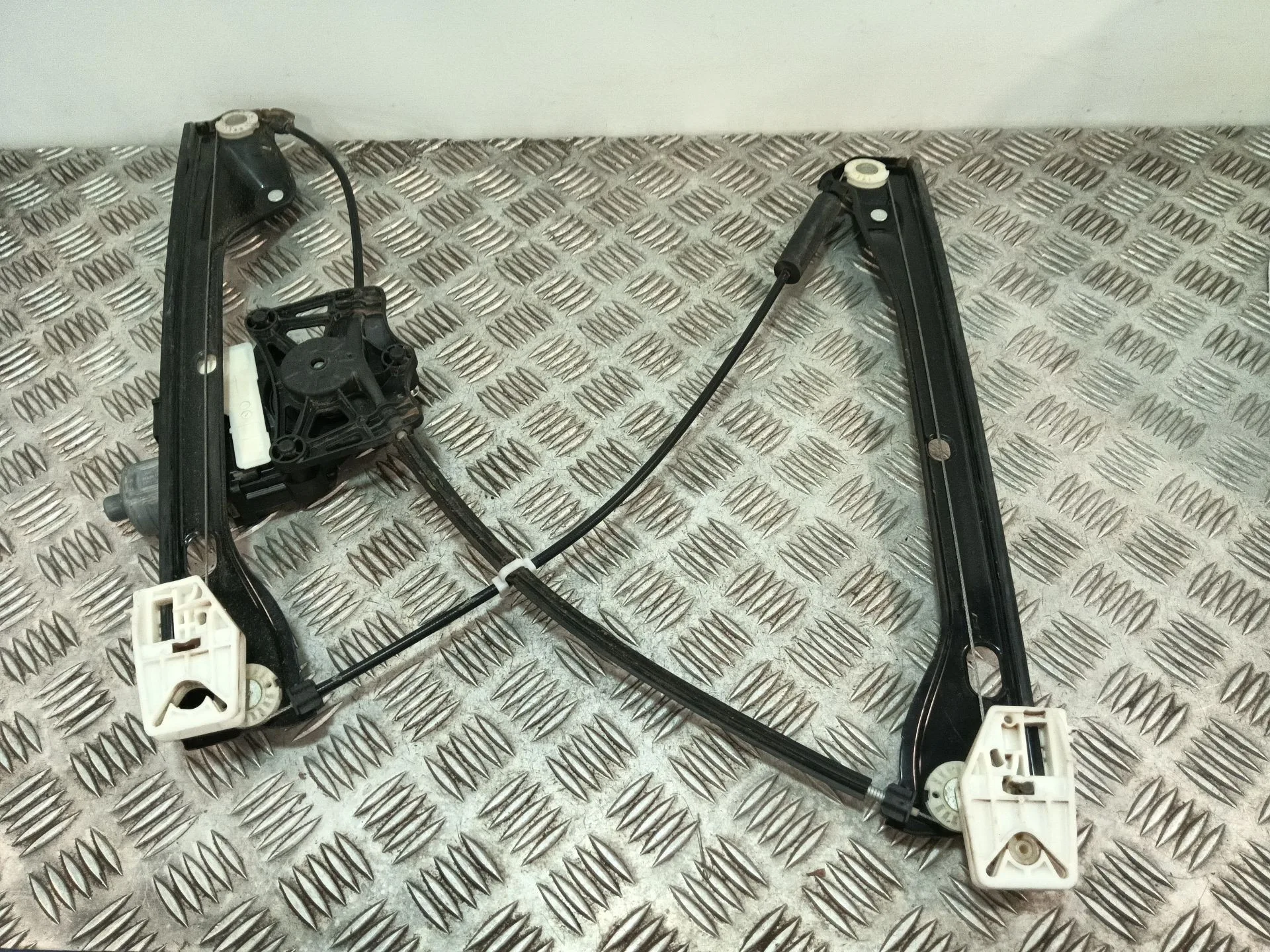 Elevalunas Delantero Derecho para Skoda Fabia Iii (Nj3)