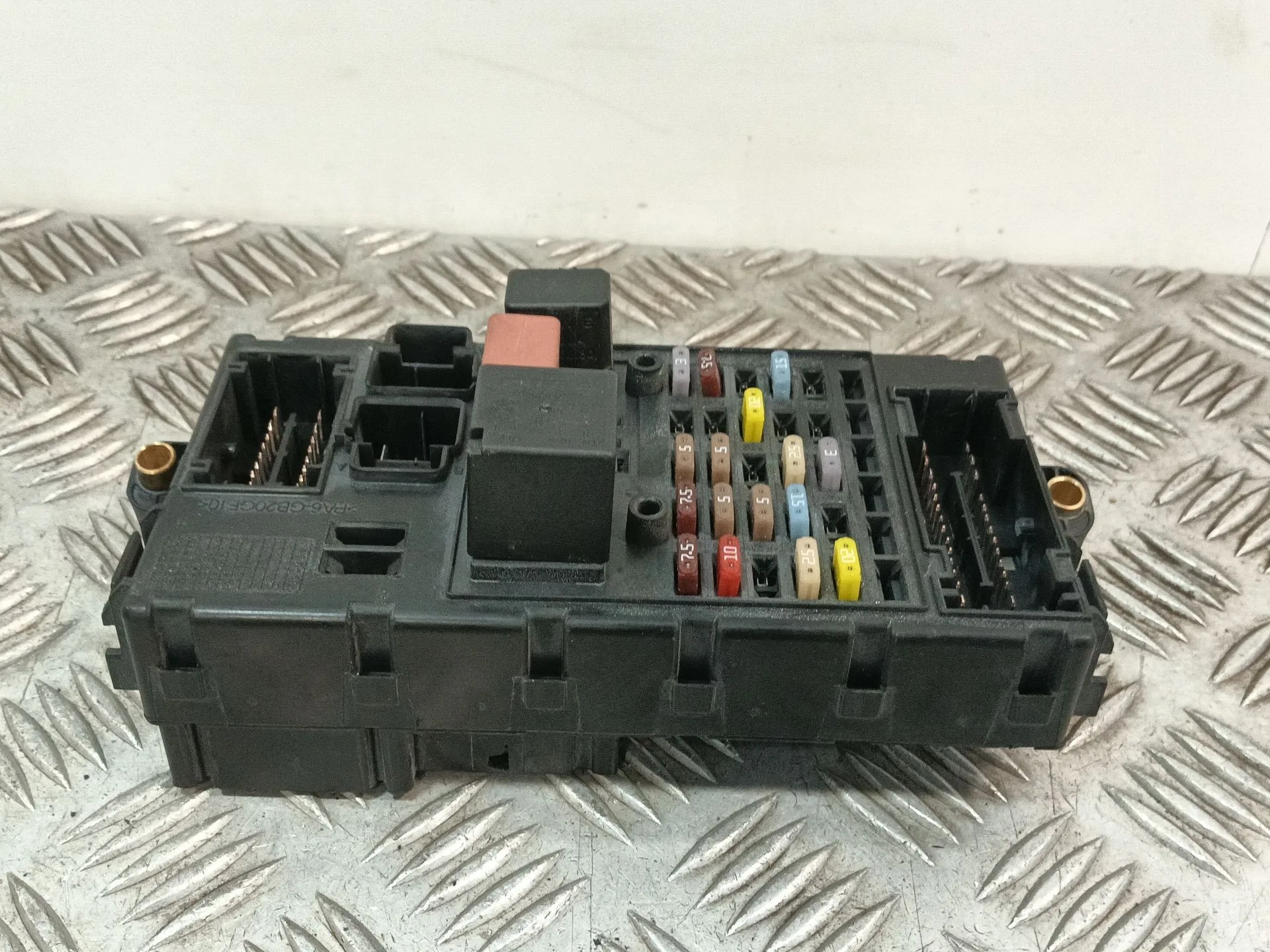 Caja Reles / Fusibles para Iveco Daily Iv Furgoneta