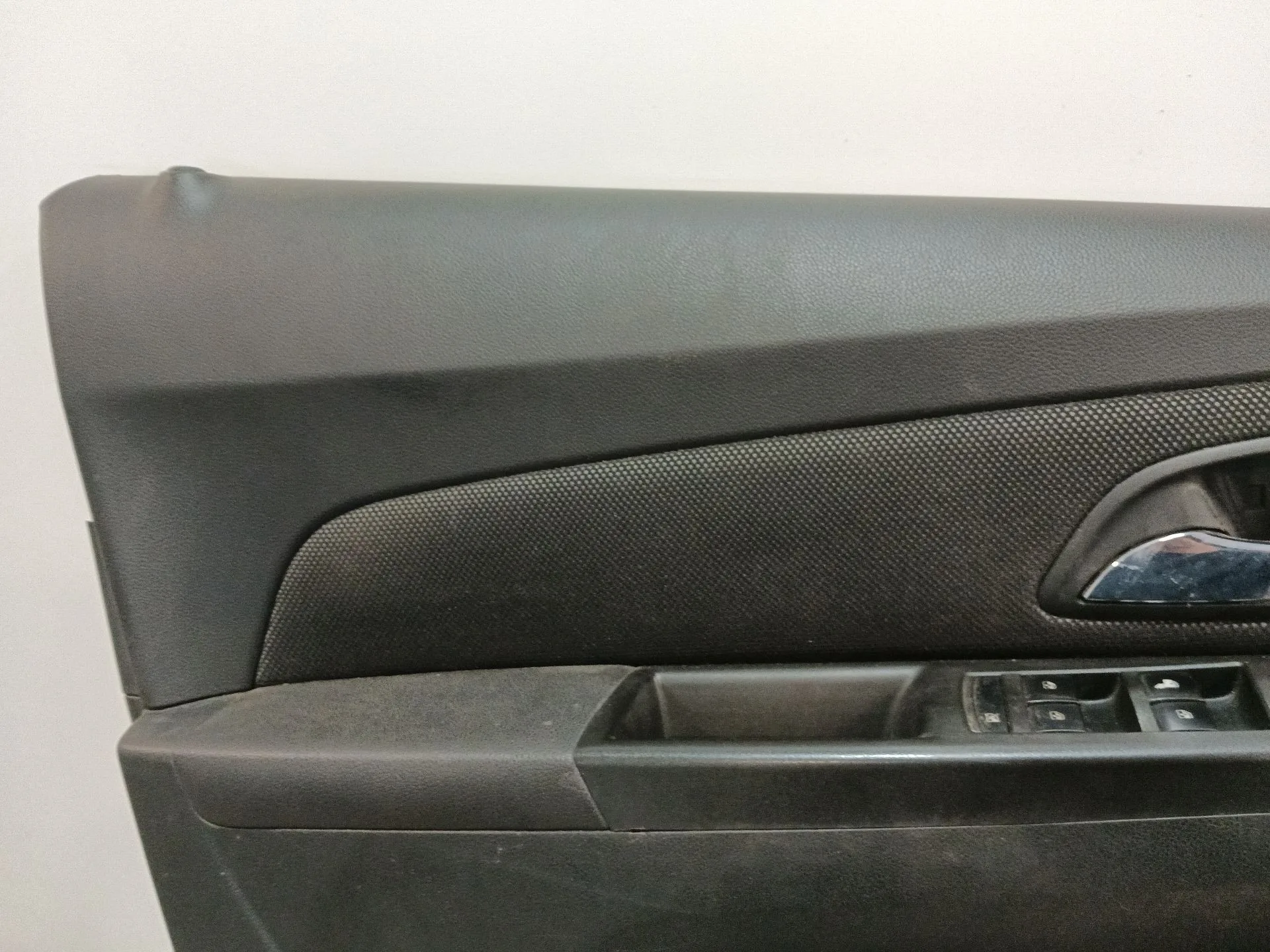 Guarnecido Puerta Delantera Izquierda para Chevrolet Cruze Hatchback (J305)